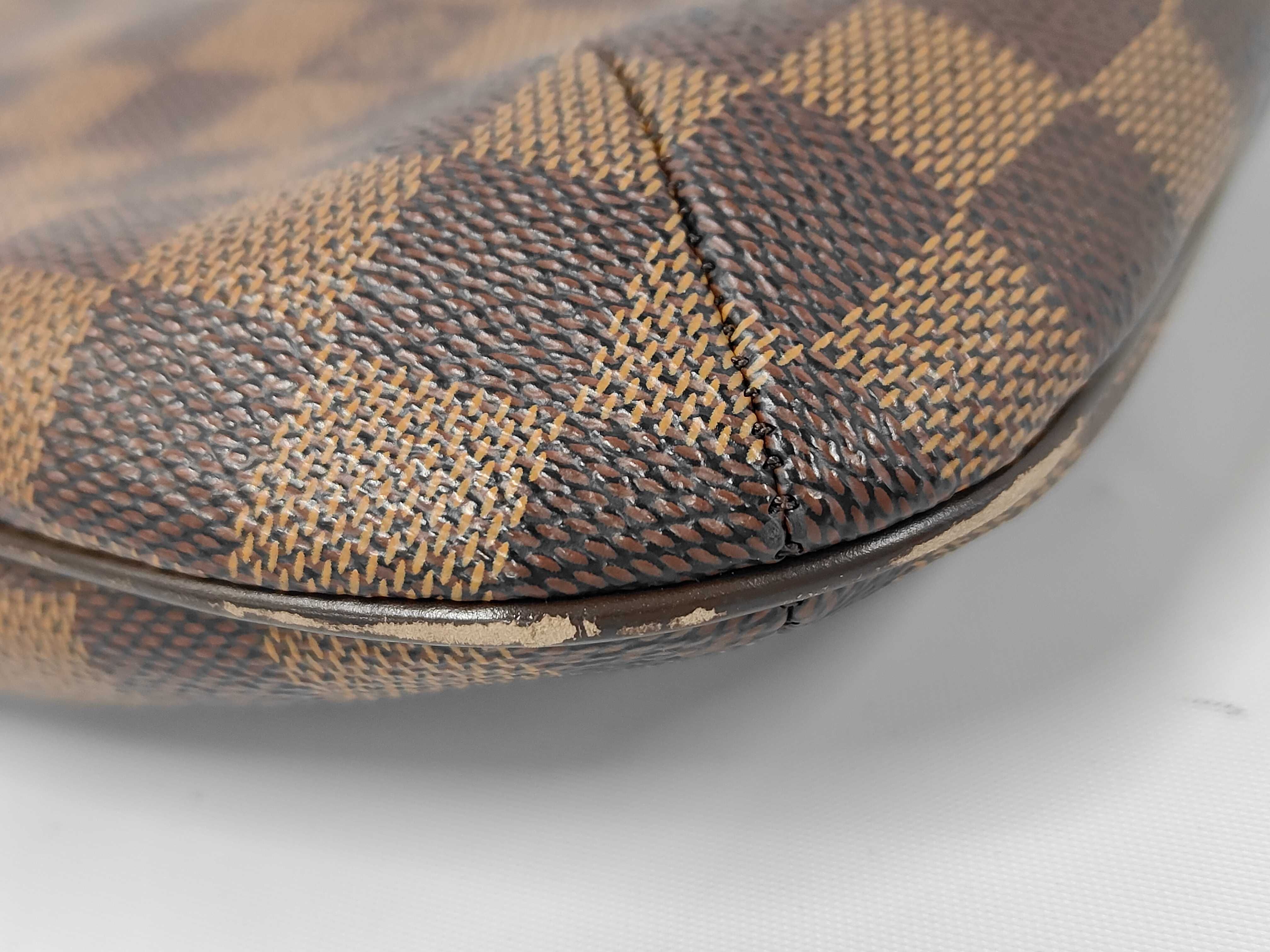 Damier Bloomsbury PM Shoulder Bag — view 4