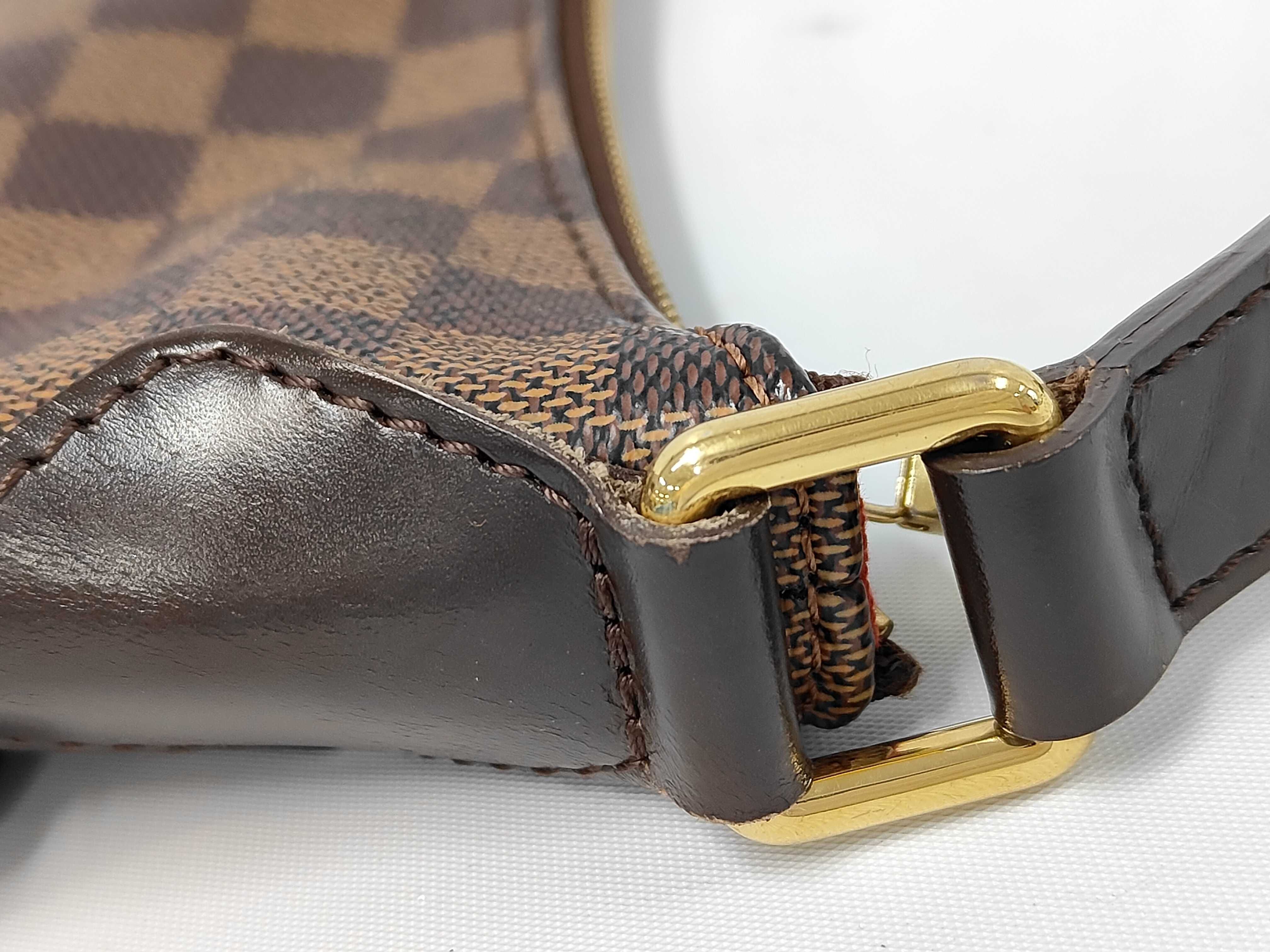 Damier Bloomsbury PM Shoulder Bag — view 7