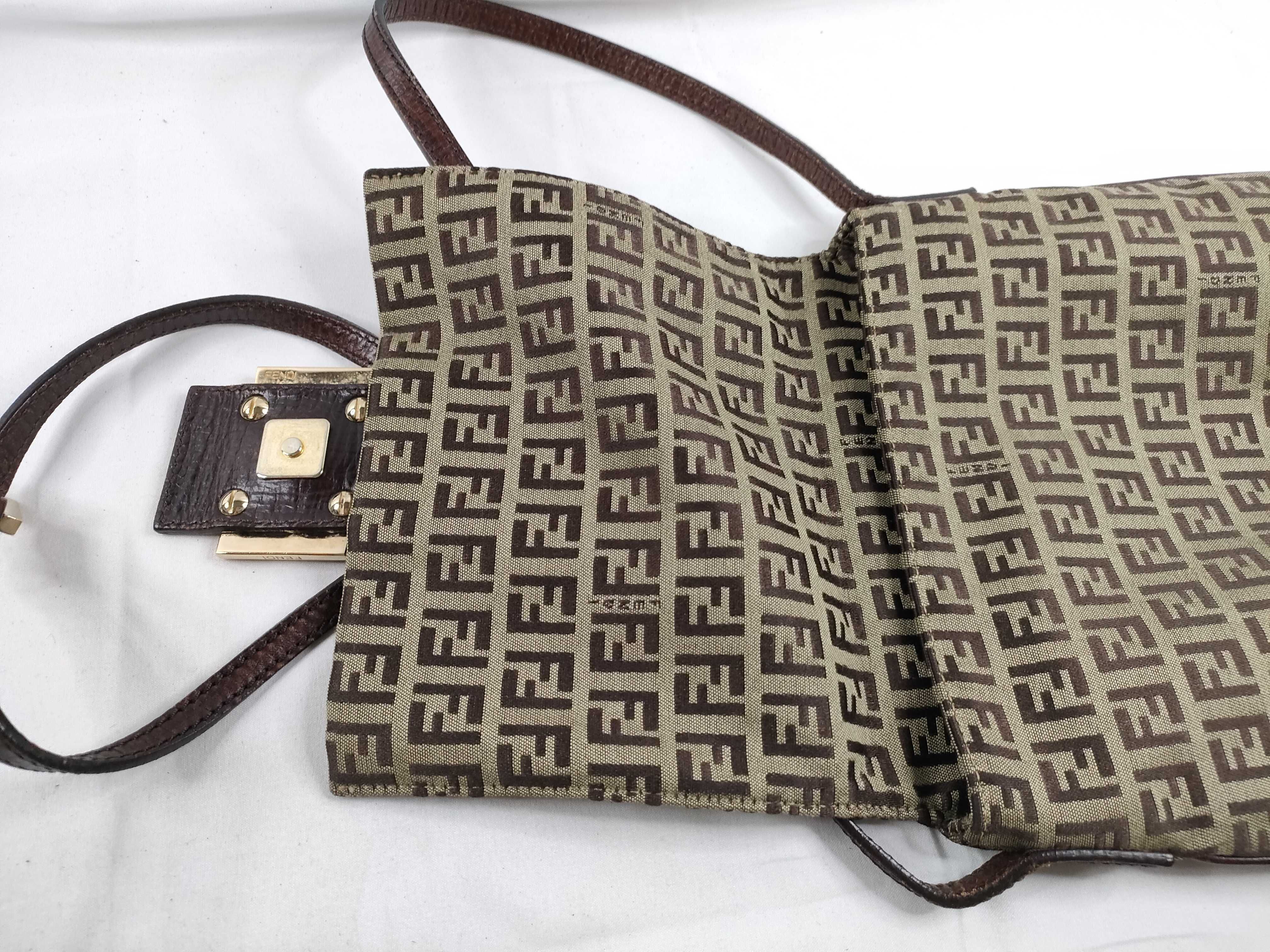 Zucchino Shoulder Bag — view 9