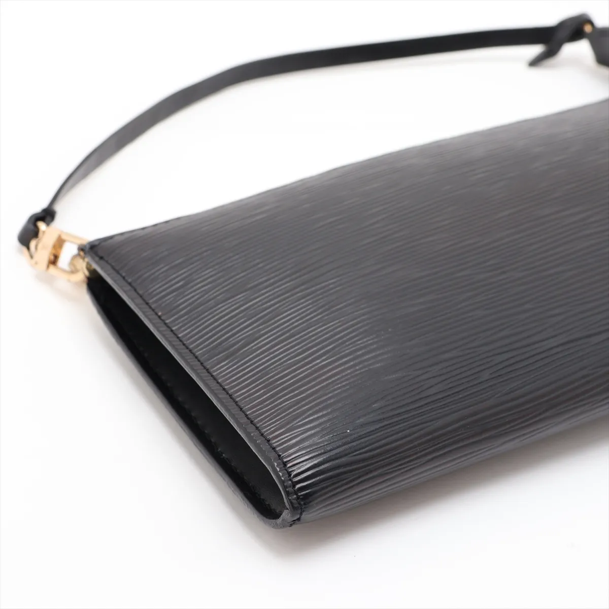 Epi Pochette Accessoires M52942 AR0956 Black — view 4