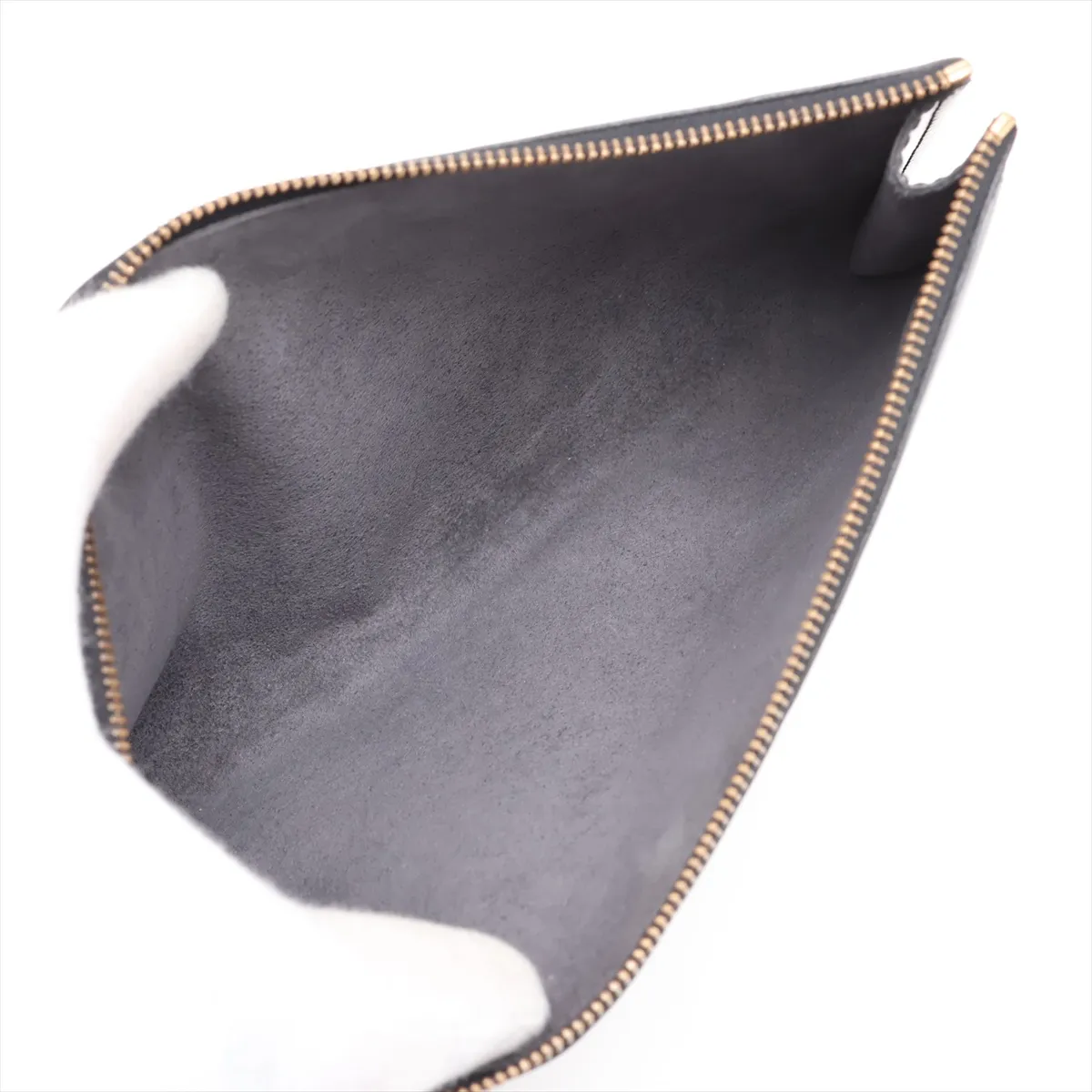 Epi Pochette Accessoires M52942 AR0956 Black — view 7