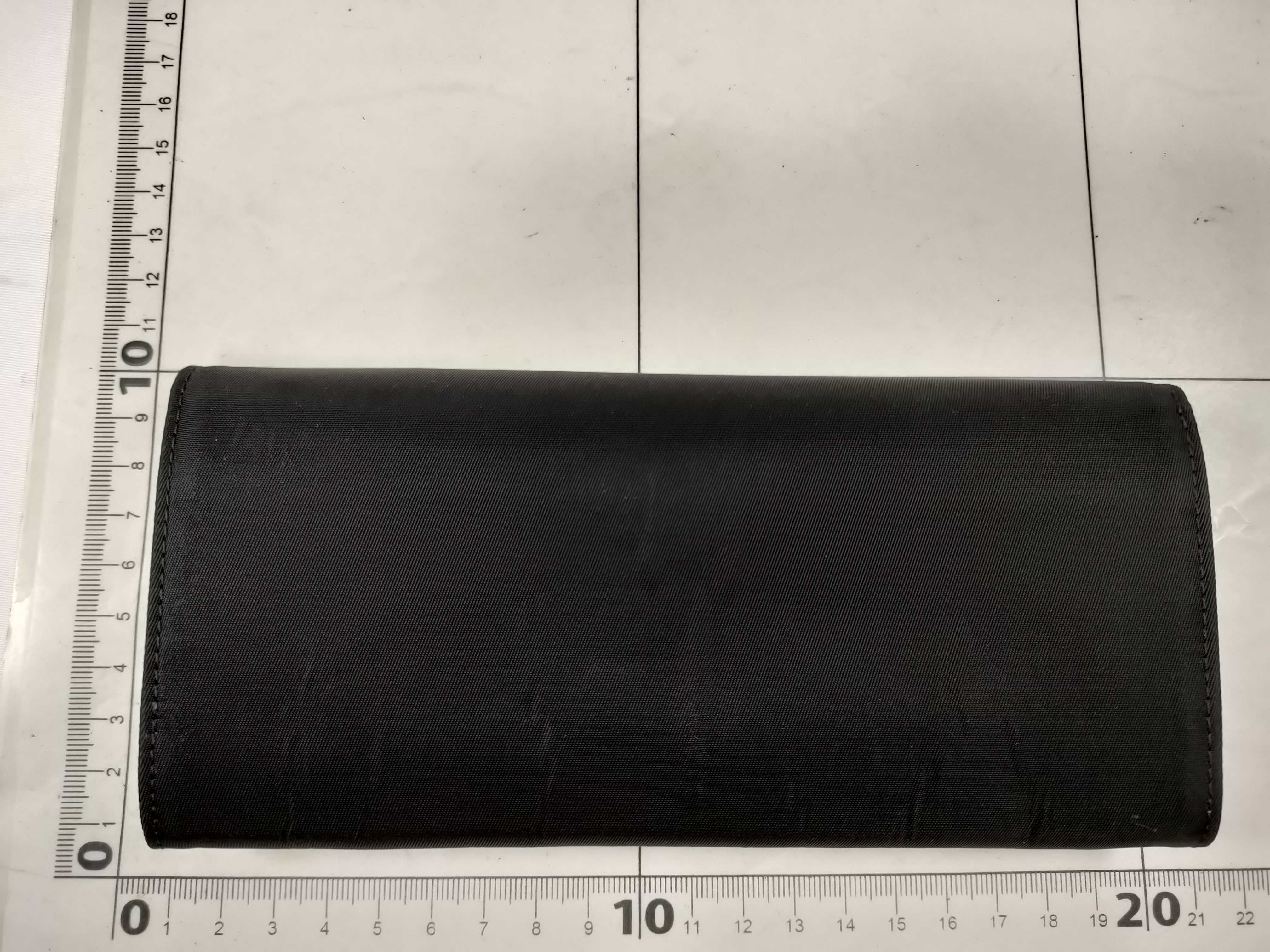 wallet — view 2