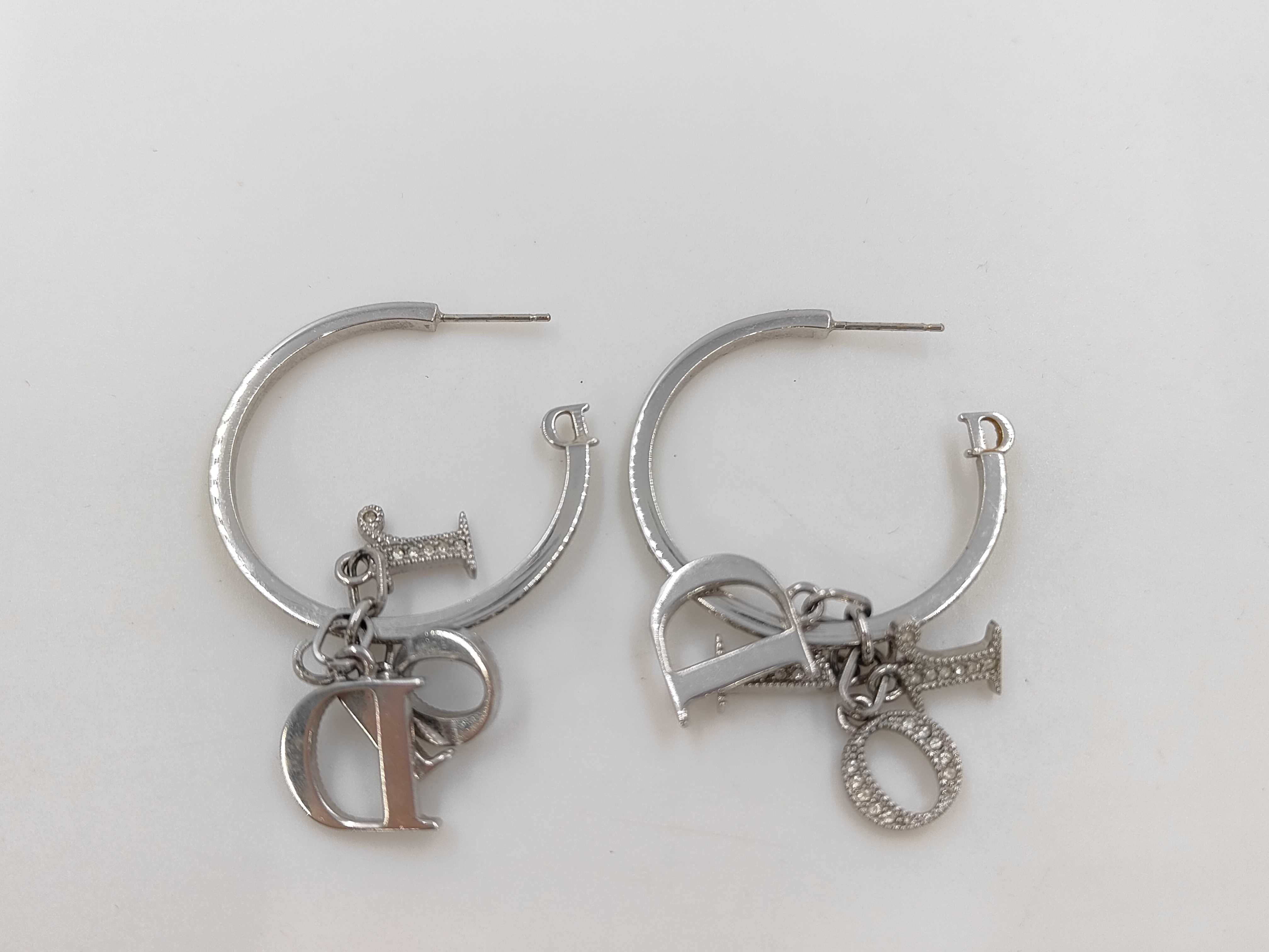 CD earrings vs. GP earrings — view 5