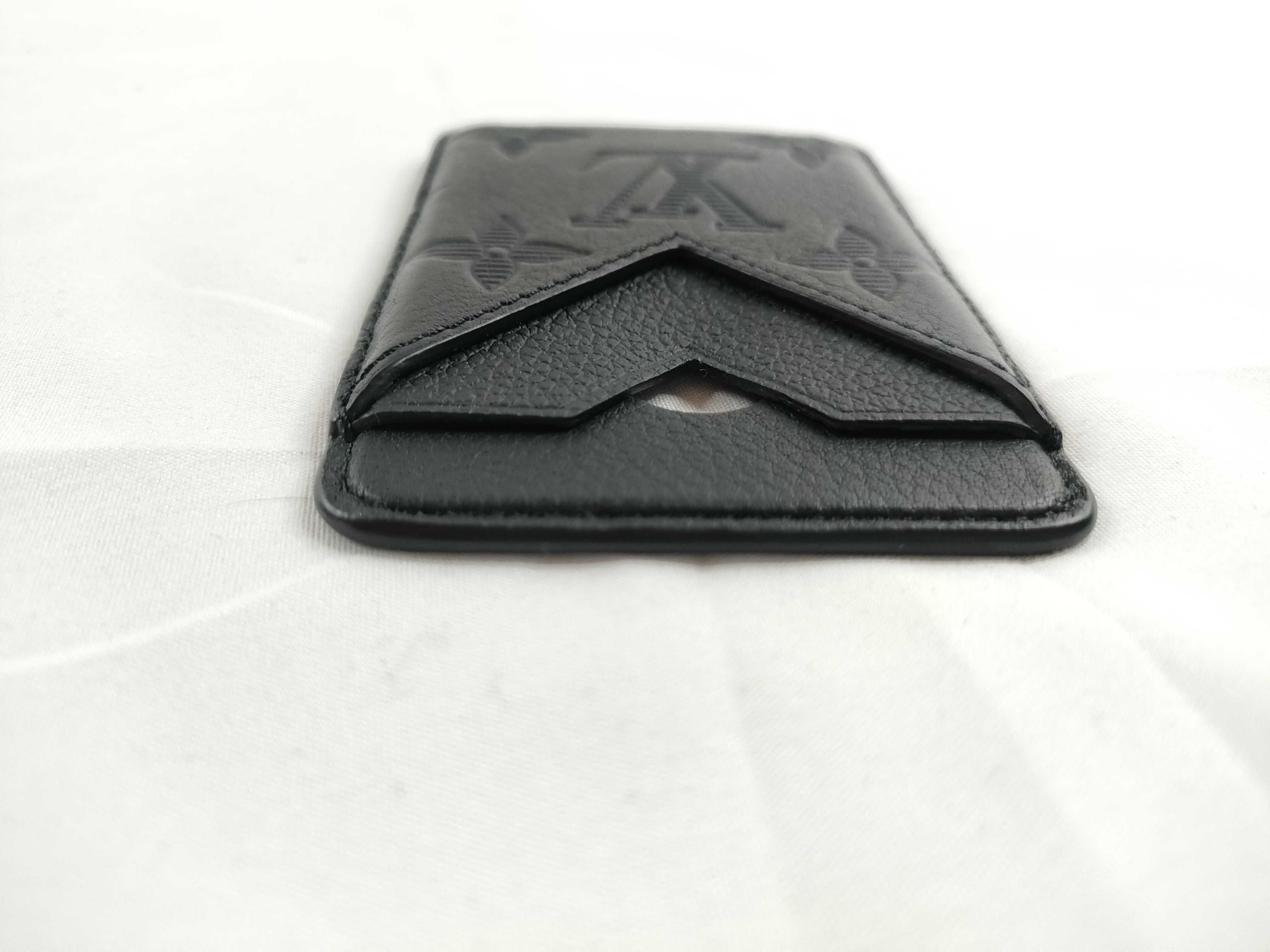 LV Magnetic Card Case M26738 Other Accessories — view 6