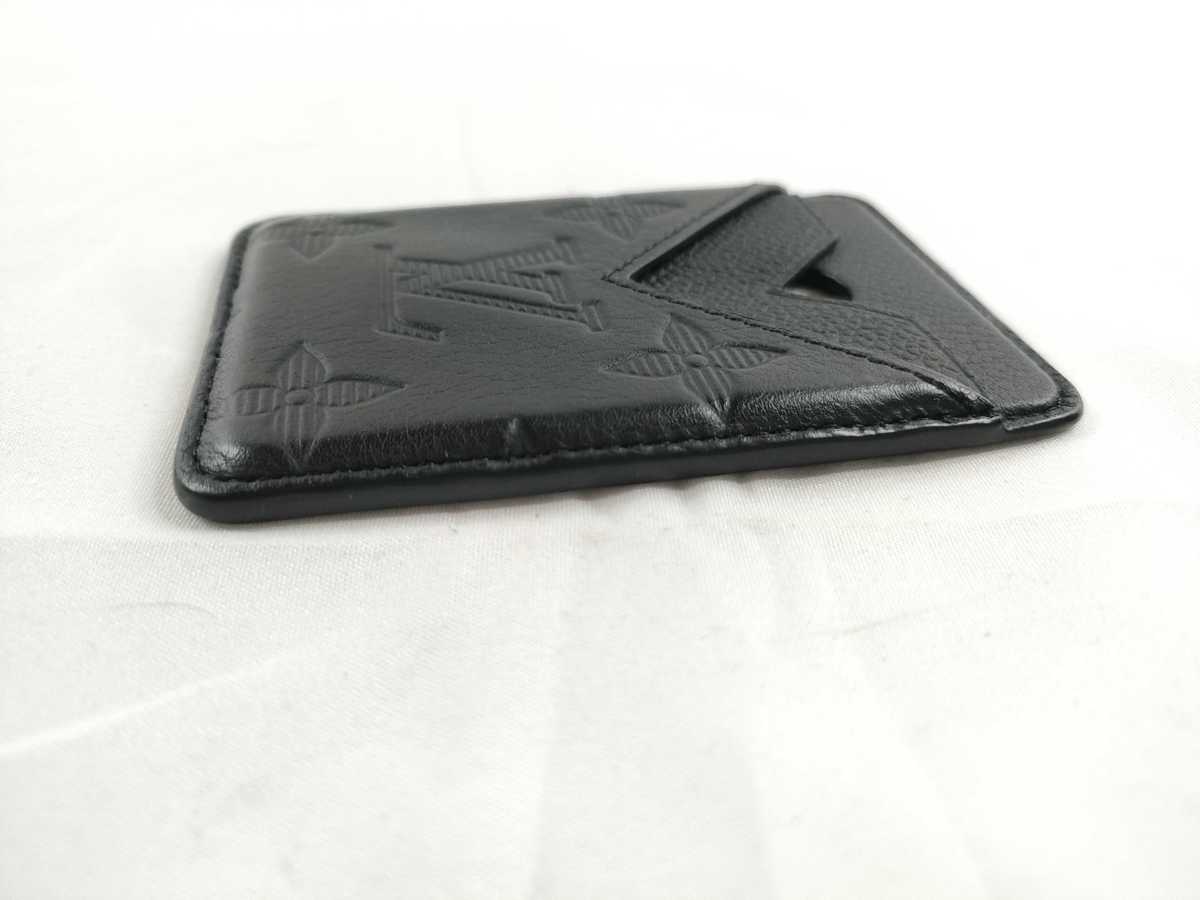 LV Magnetic Card Case M26738 Other Accessories — view 7
