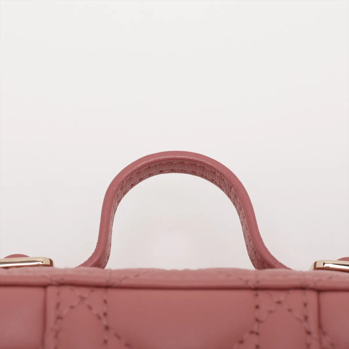 Microcannage Leather 2-Way Vanity Bag, Pink — view 6