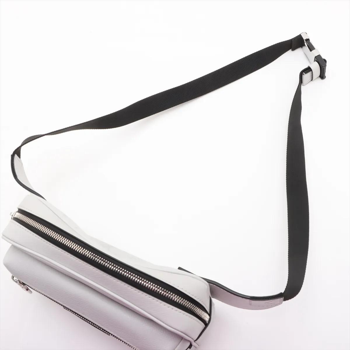 Taigarama Bum Bag Outdoor M30247 FO1119 White RFID reaction available — view 5