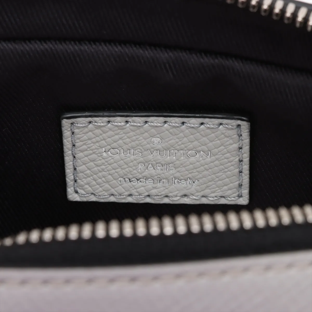 Taigarama Bum Bag Outdoor M30247 FO1119 White RFID reaction available — view 8