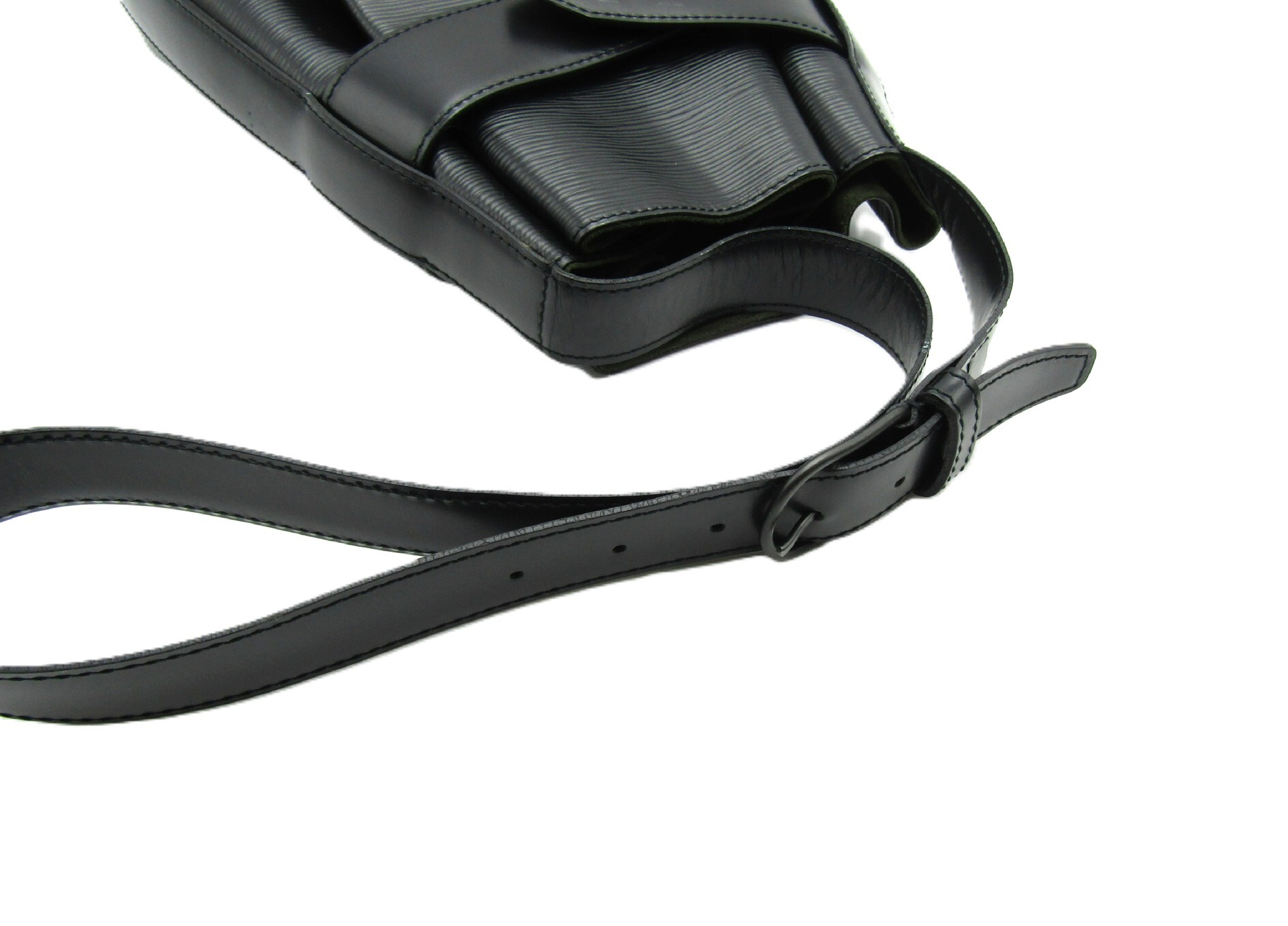 LV Epi Sac Depaule PM M80157 Noir Shoulder Bag — view 4