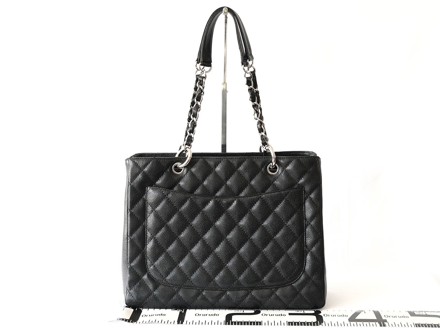 Caviar Skin GST Chain Tote Bag, Black — view 2