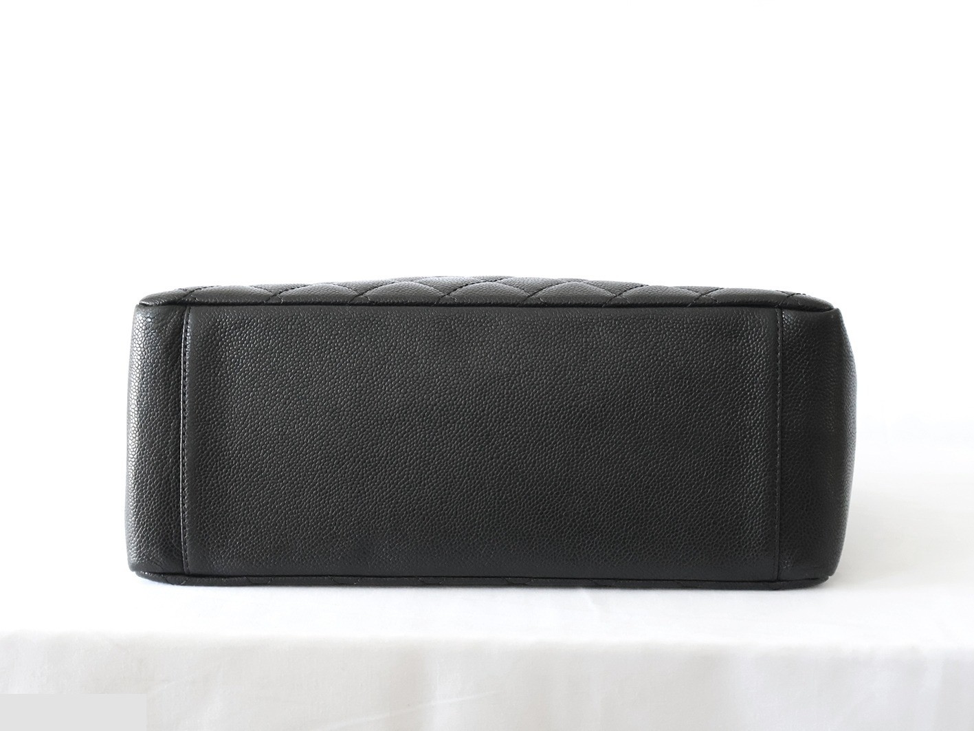 Caviar Skin GST Chain Tote Bag, Black — view 5