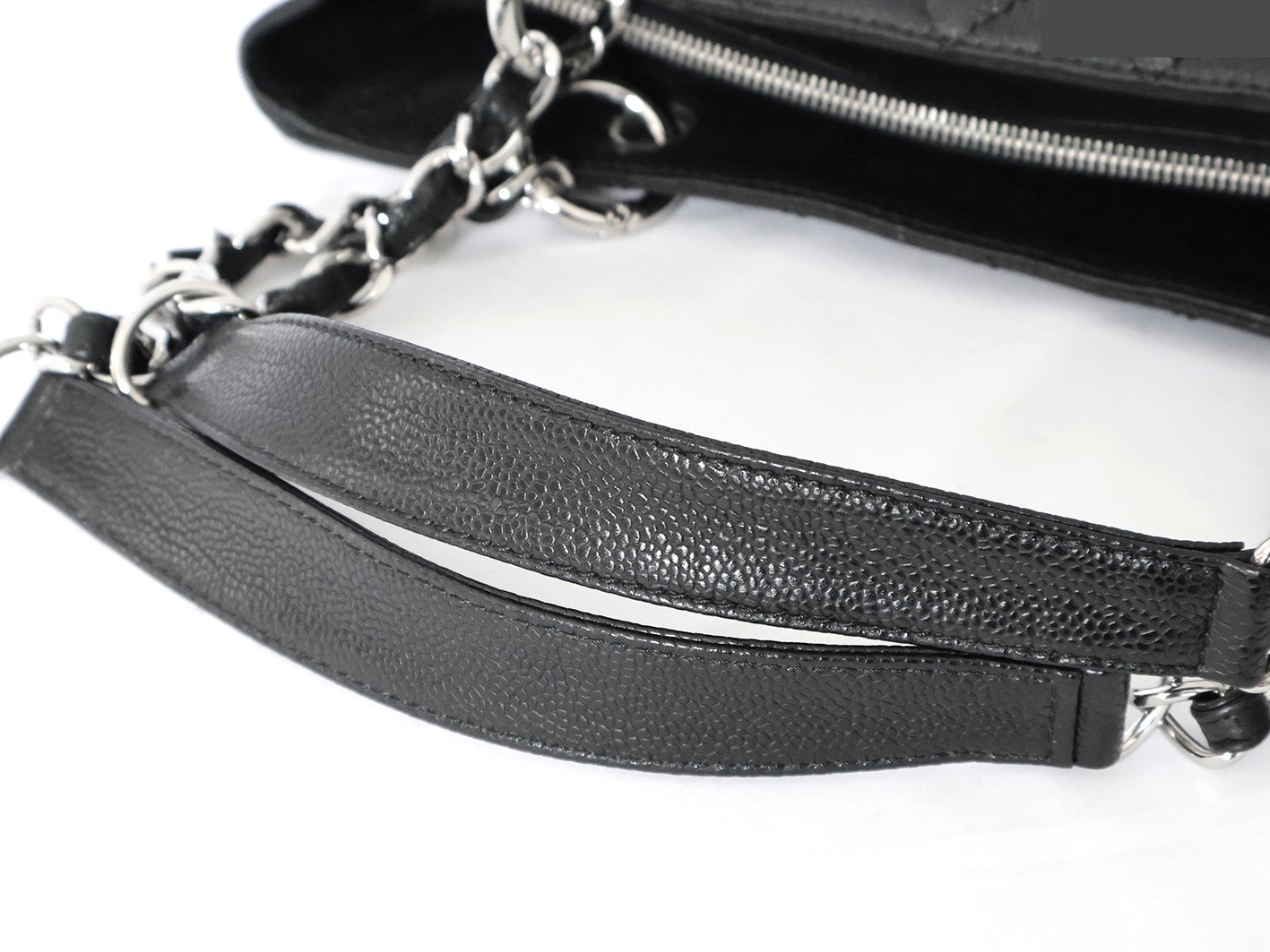 Caviar Skin GST Chain Tote Bag, Black — view 8