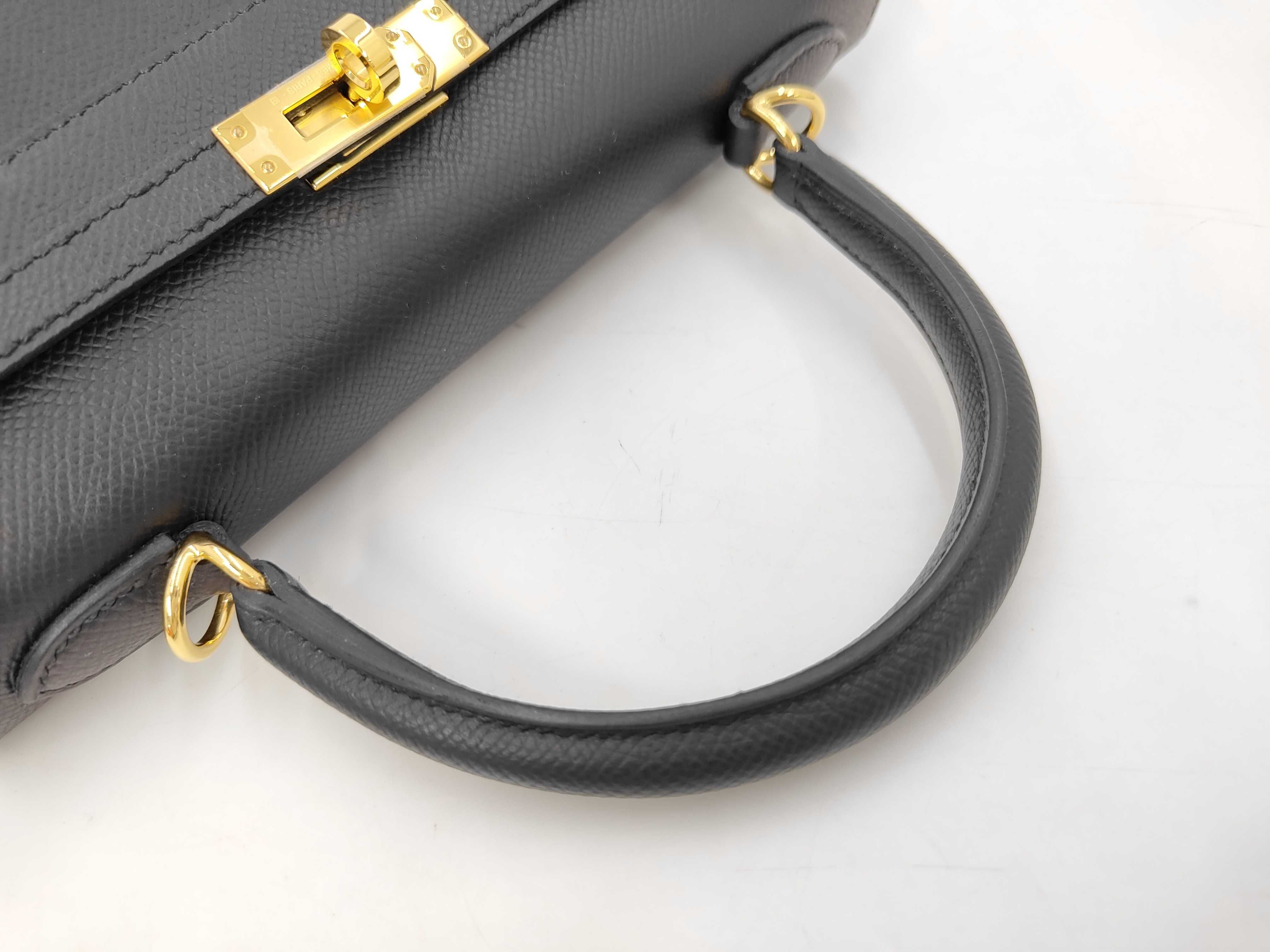 Kelly 25 Black Epsom Leather Handbag with Gold Hardware (K Stamp) — view 4