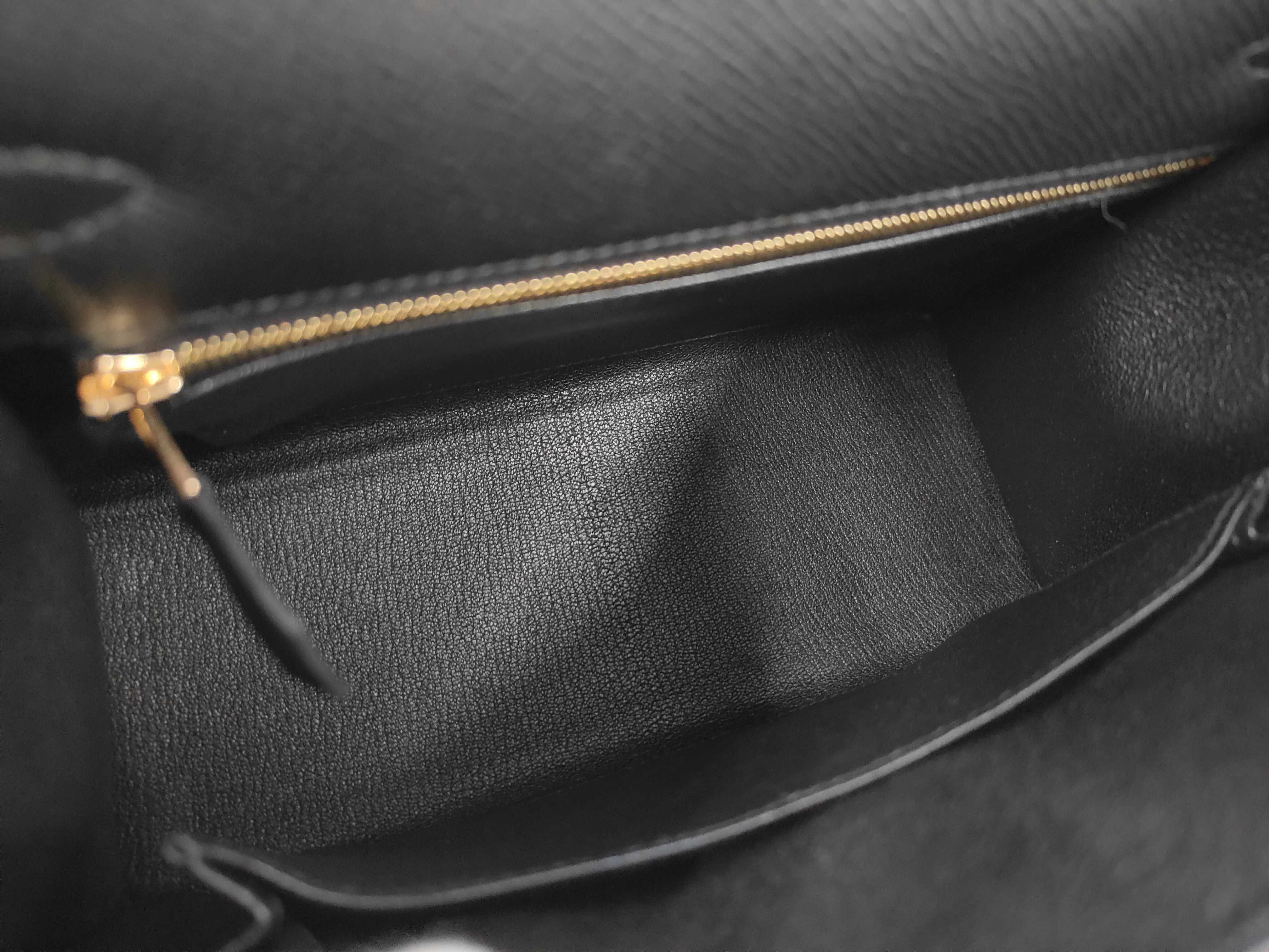 Kelly 25 Black Epsom Leather Handbag with Gold Hardware (K Stamp) — view 8