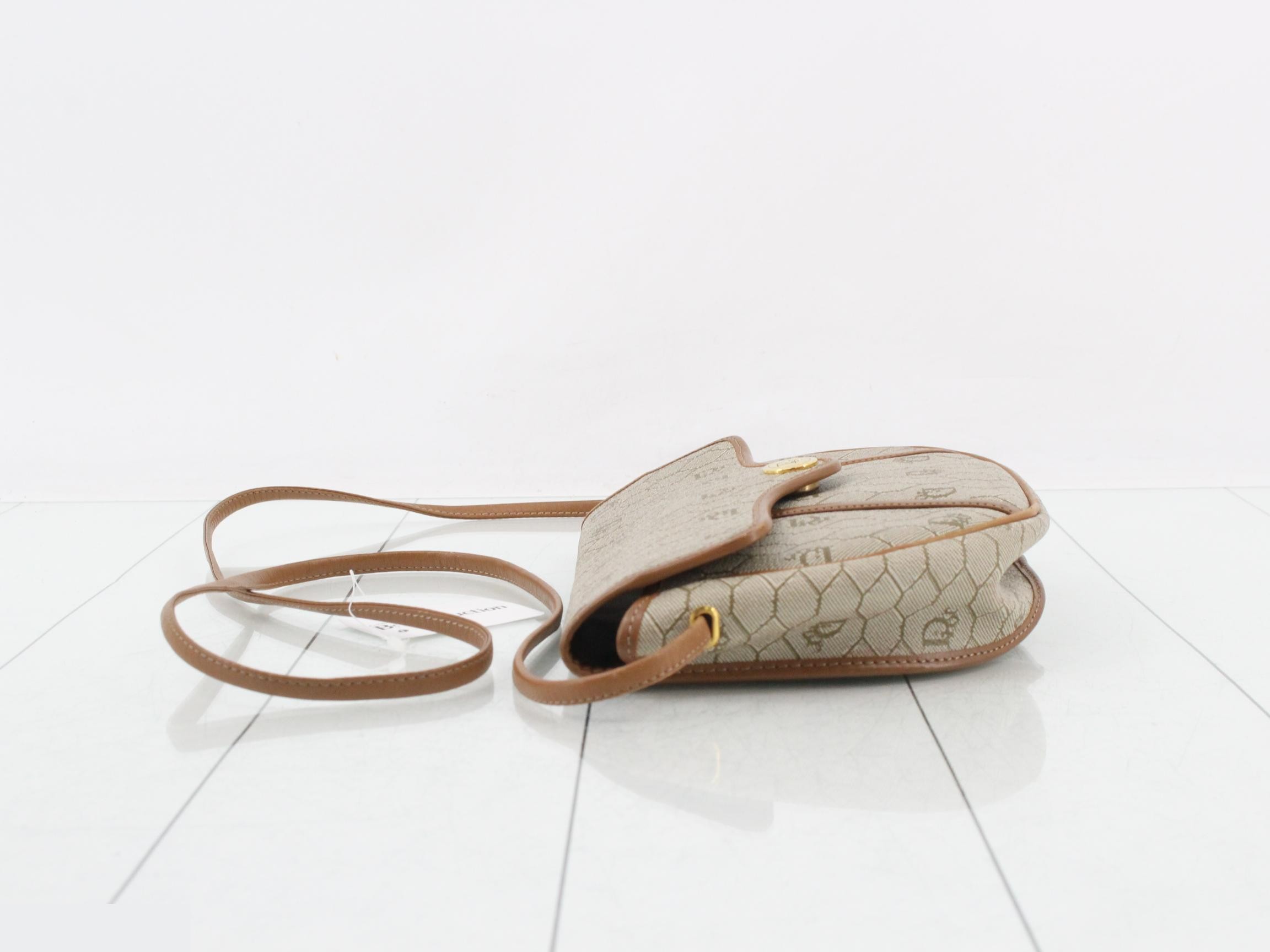Honeycomb Shoulder Bag, PVC/Leather, Brown — view 4