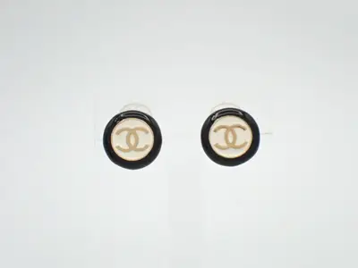 Earrings B24P
