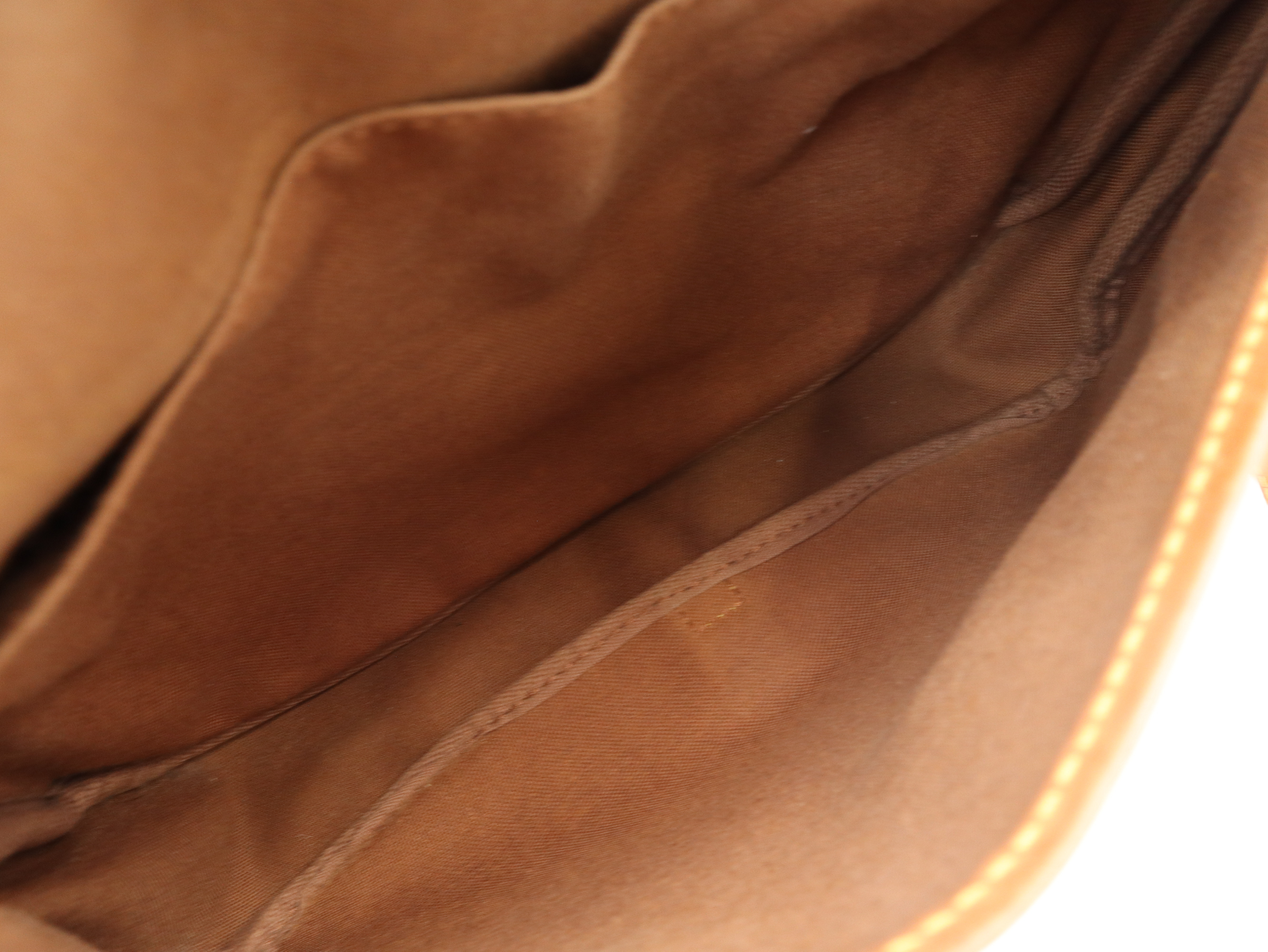 M42256 Monogram Saumur 30 Shoulder Bag — view 11