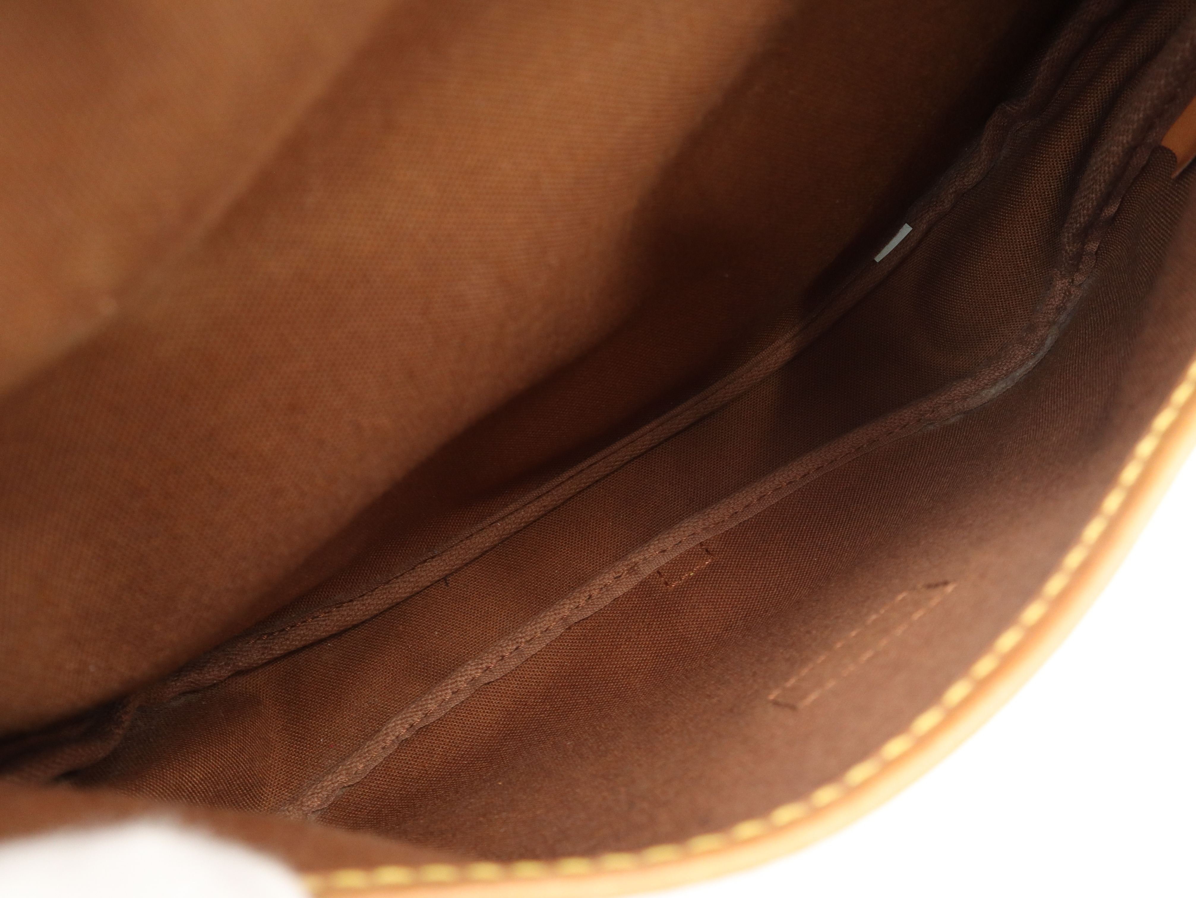 M42256 Monogram Saumur 30 Shoulder Bag — view 10