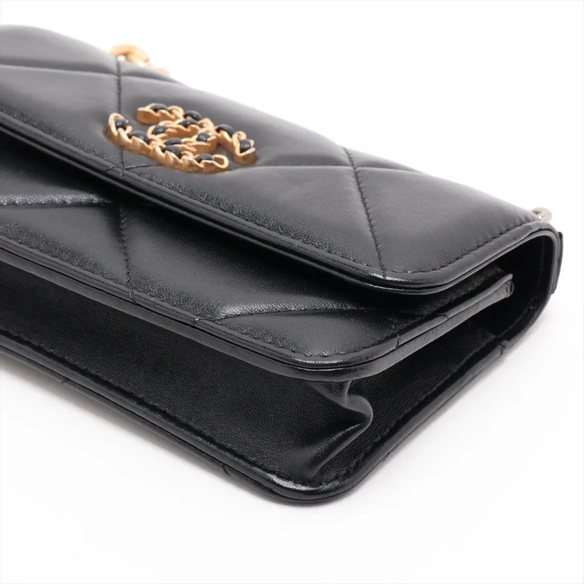 19 Lambskin Chain Wallet Black Gold x Silver Hardware THHLPC7K Random Serial Number — view 3