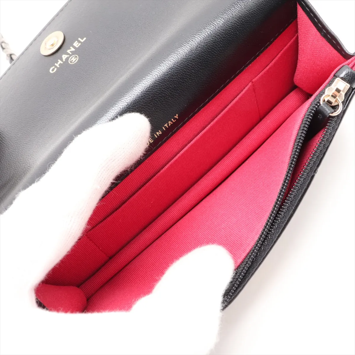 19 Lambskin Chain Wallet Black Gold x Silver Hardware THHLPC7K Random Serial Number — view 7