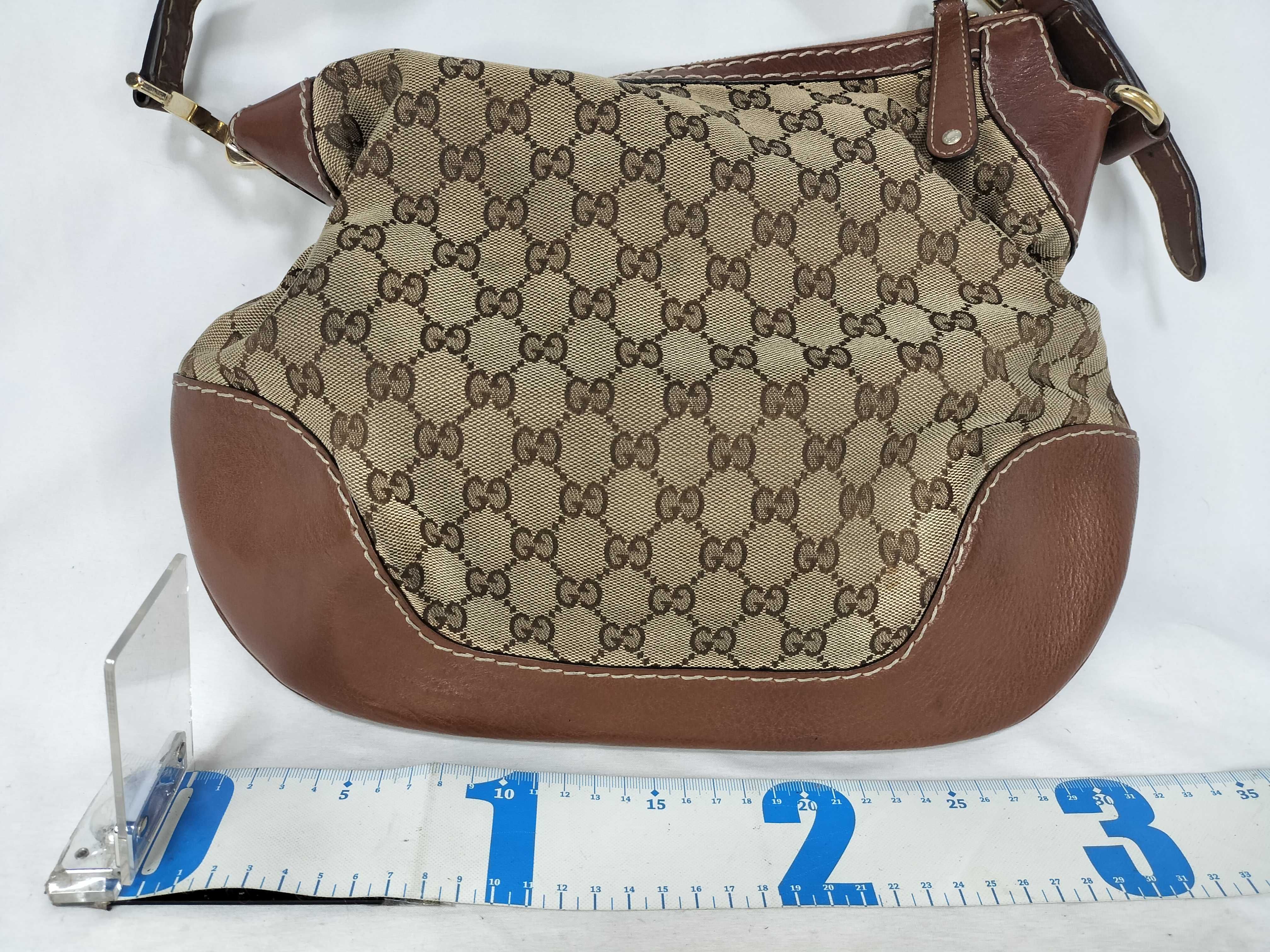 GG Canvas Shoulder Bag — view 2