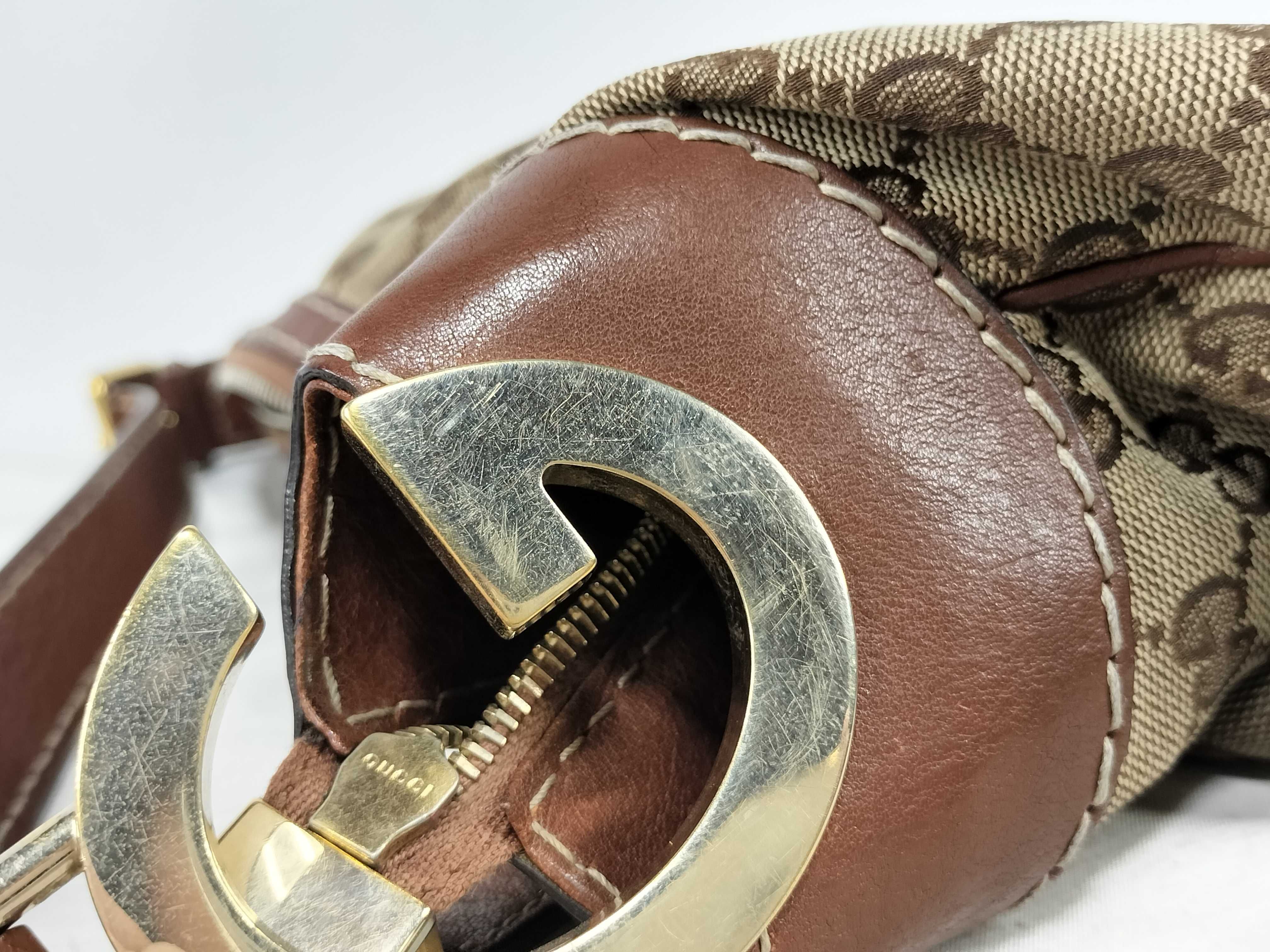 GG Canvas Shoulder Bag — view 13