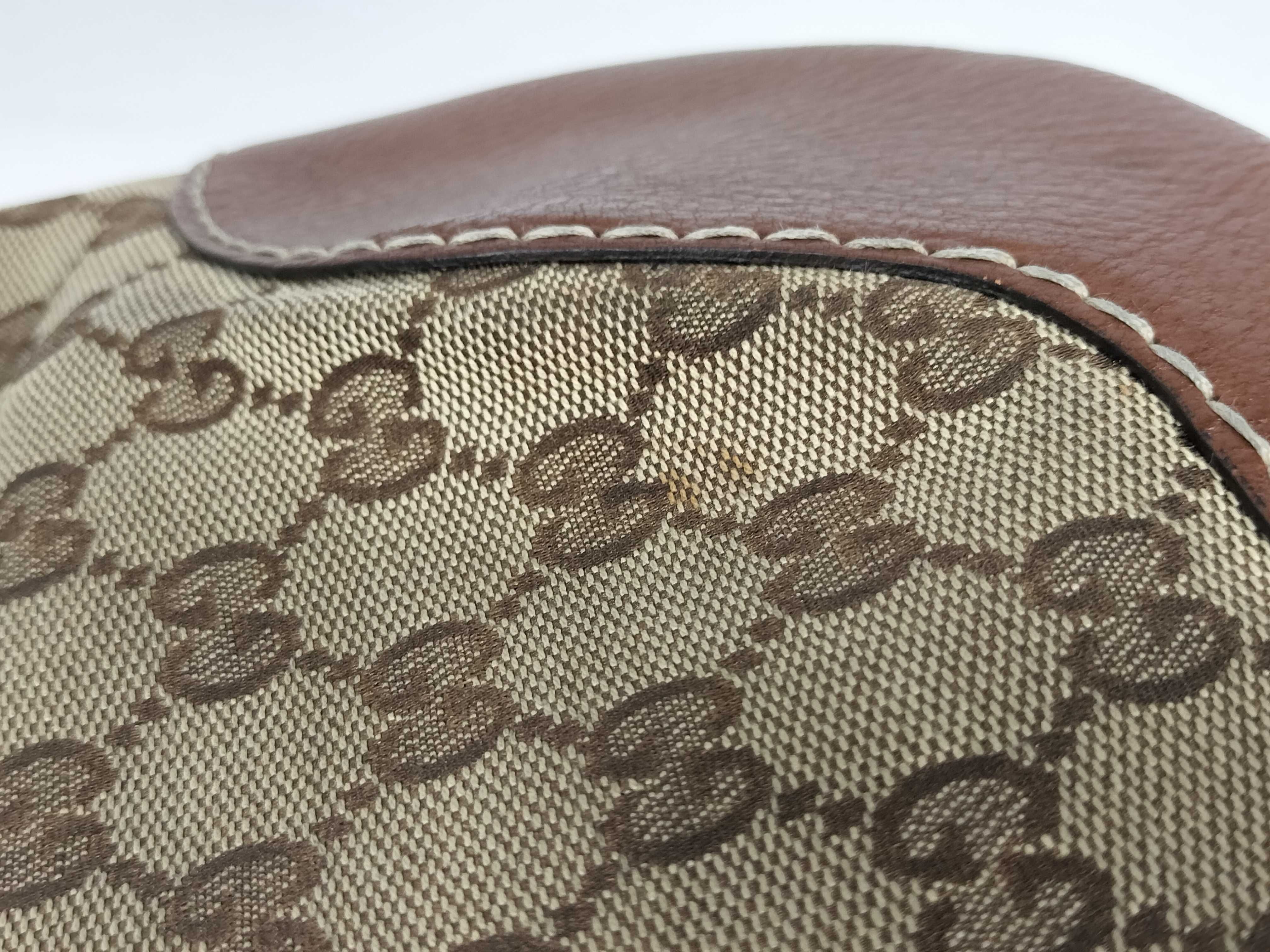 GG Canvas Shoulder Bag — view 15