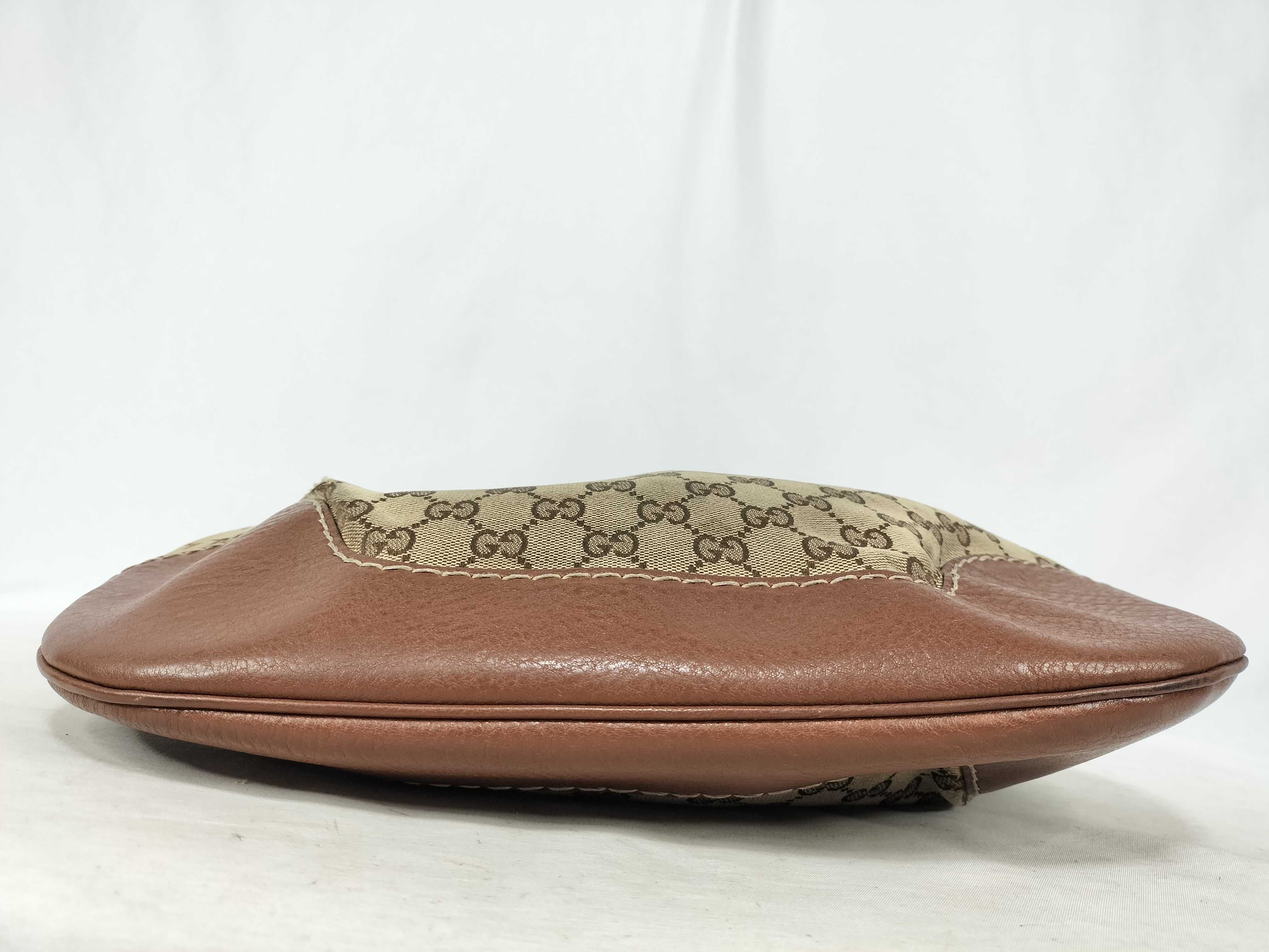 GG Canvas Shoulder Bag — view 8