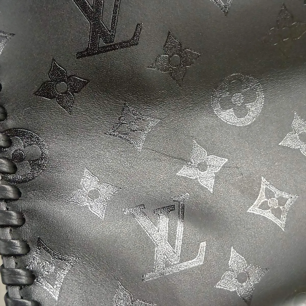 Monogram Very Zip Tote M54147 Black (RFID detected) — view 14