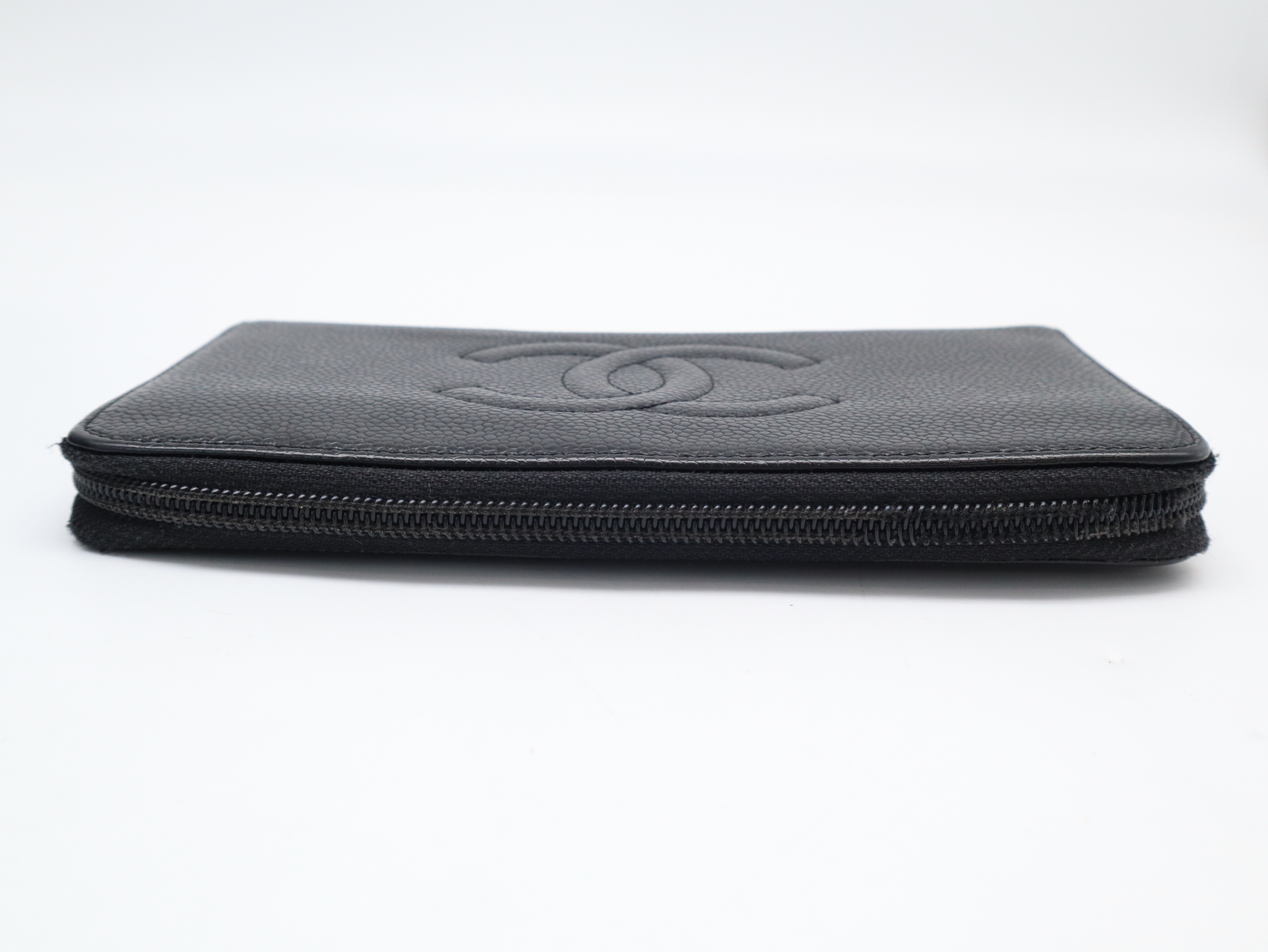 Caviar Skin Round Zip Wallet with Coco Mark, Black, Seal, Card, 16471678, Box and Guarantee Included. — view 3