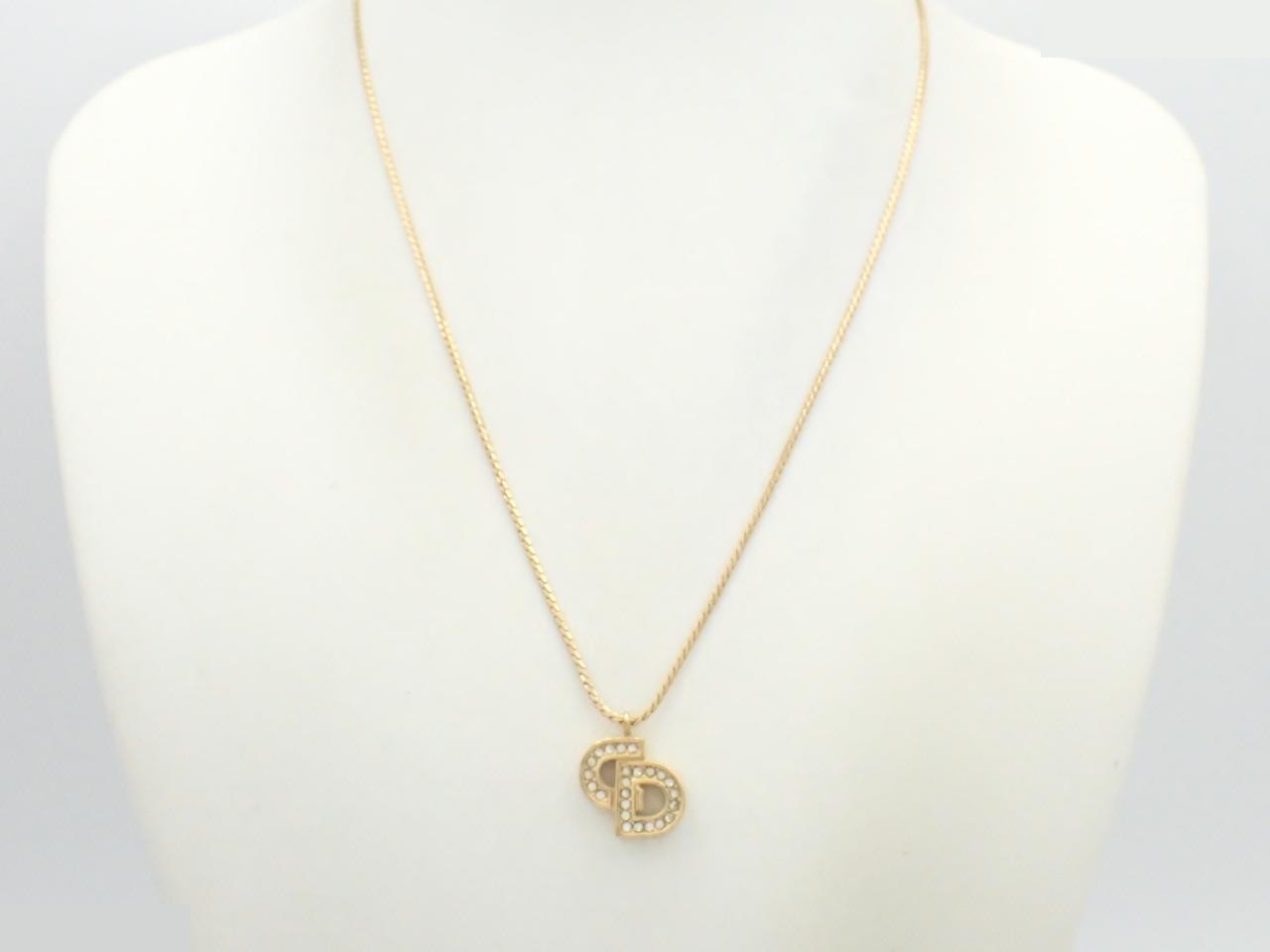 Necklace, neck circumference approximately 42 cm — view 3
