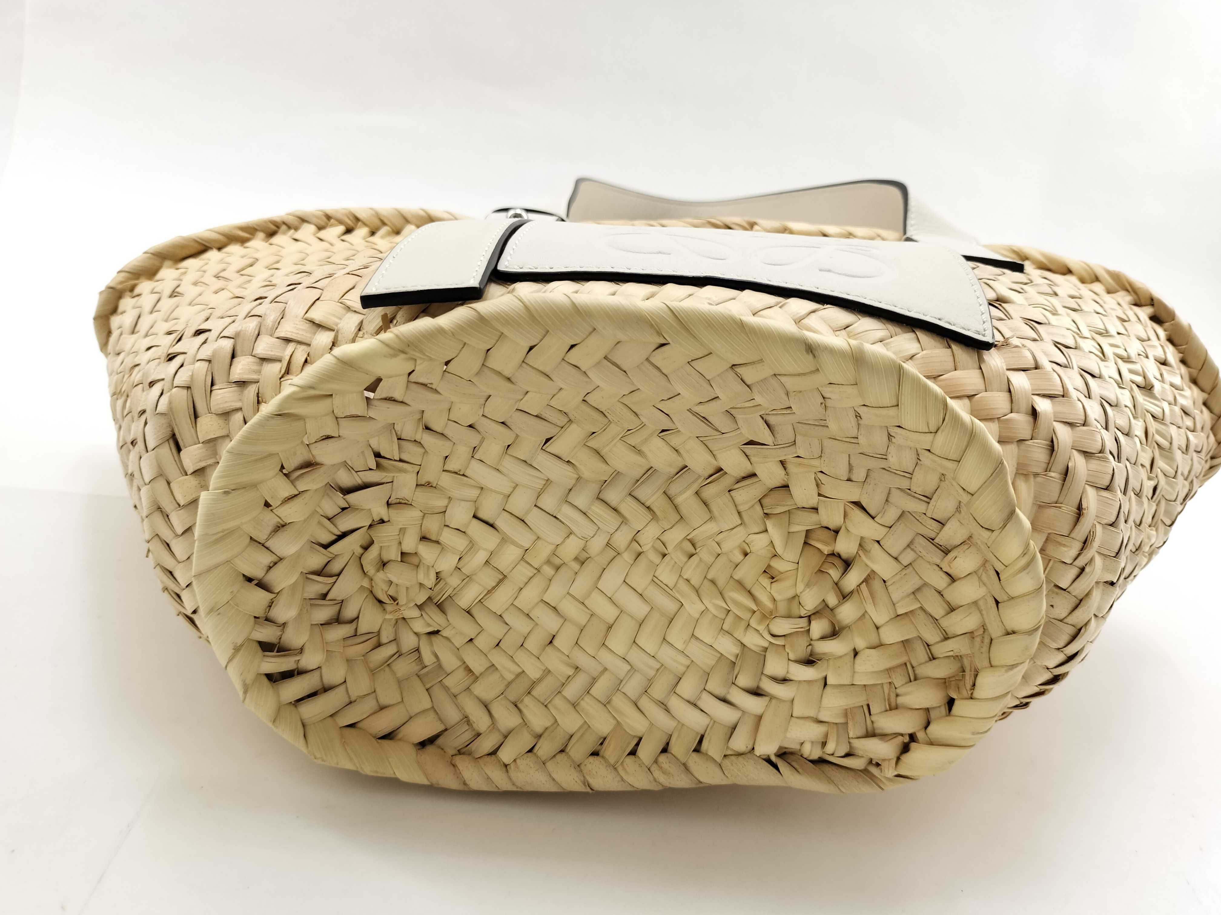 Basket Small Straw and Leather Tote Bag, White and Beige Handbag — view 6