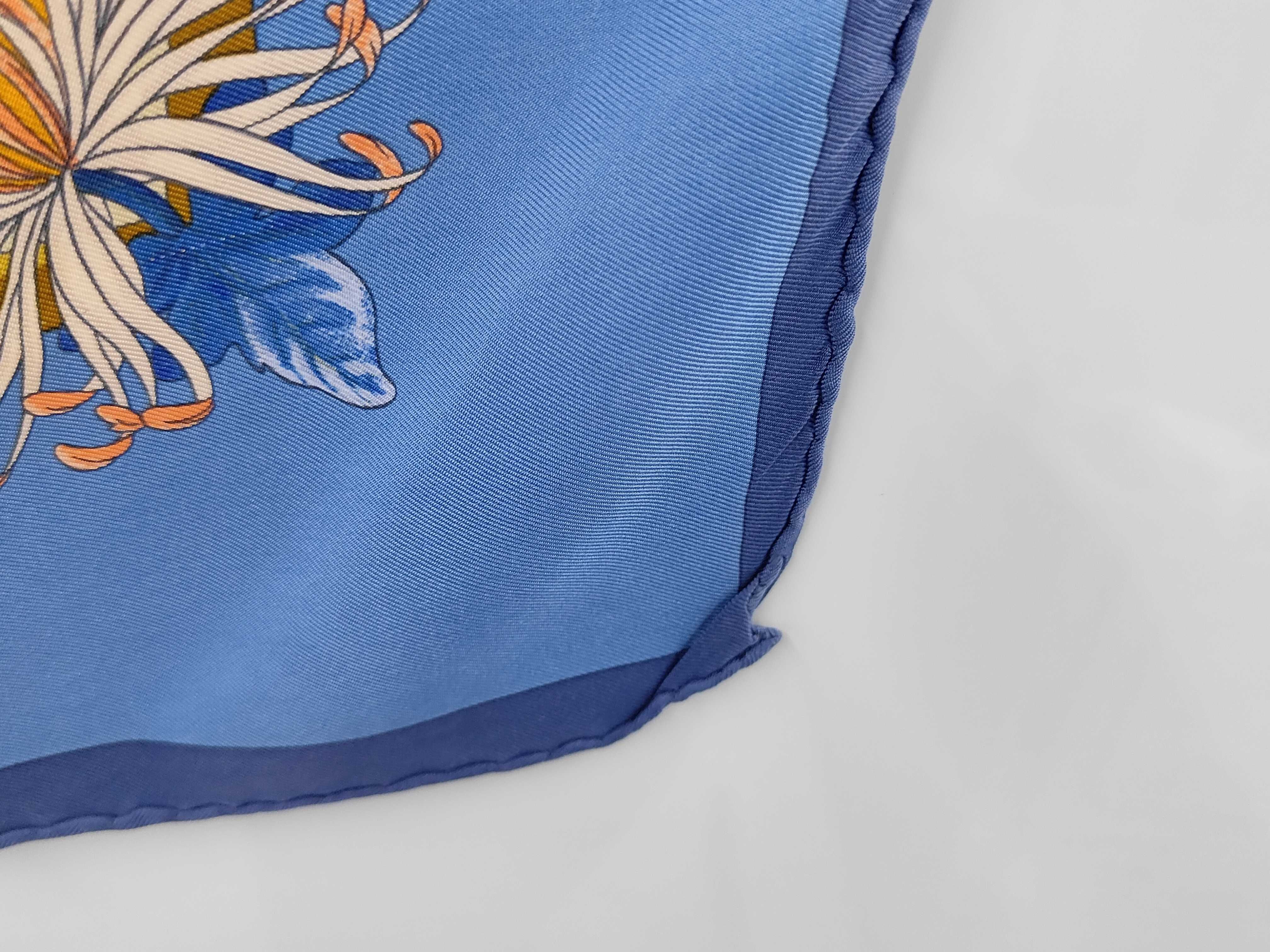 scarf carré and other accessories — view 5
