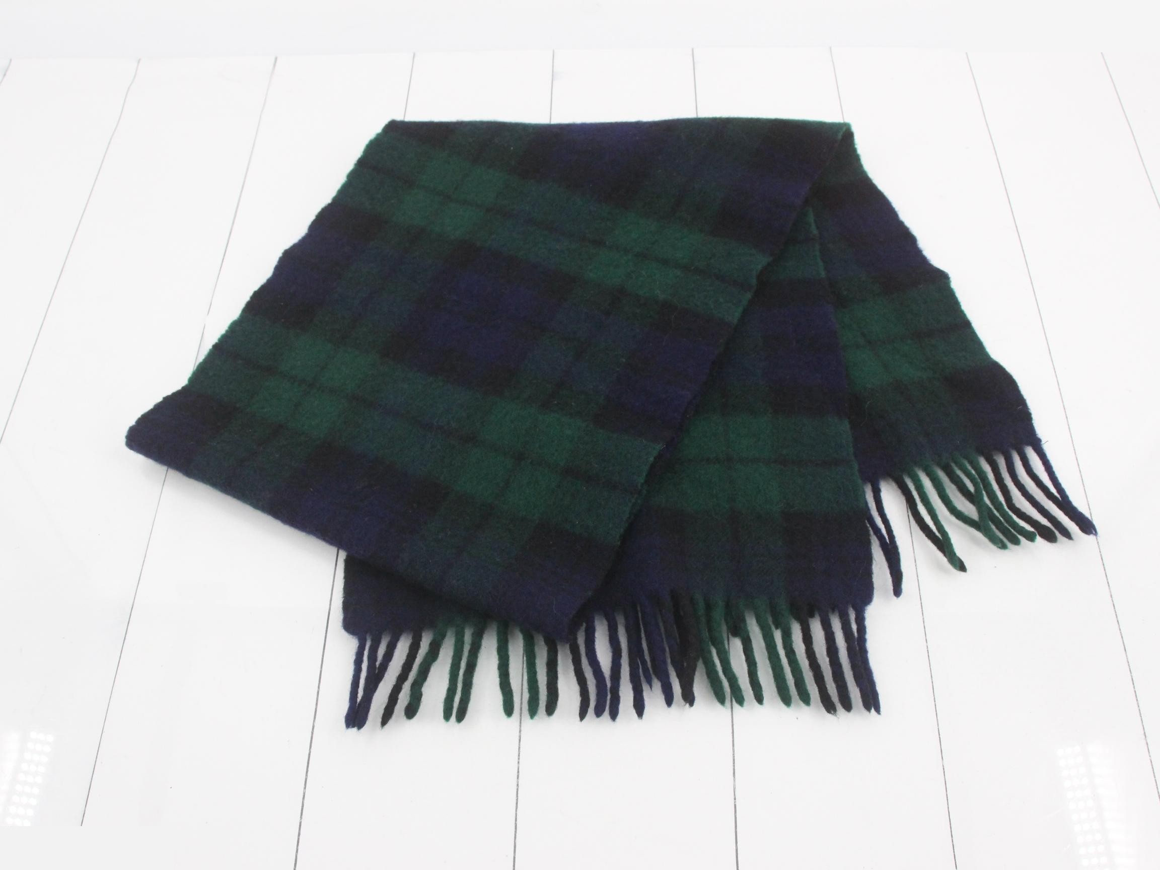 Nova Check Scarf, Green, 100% Wool — view 3