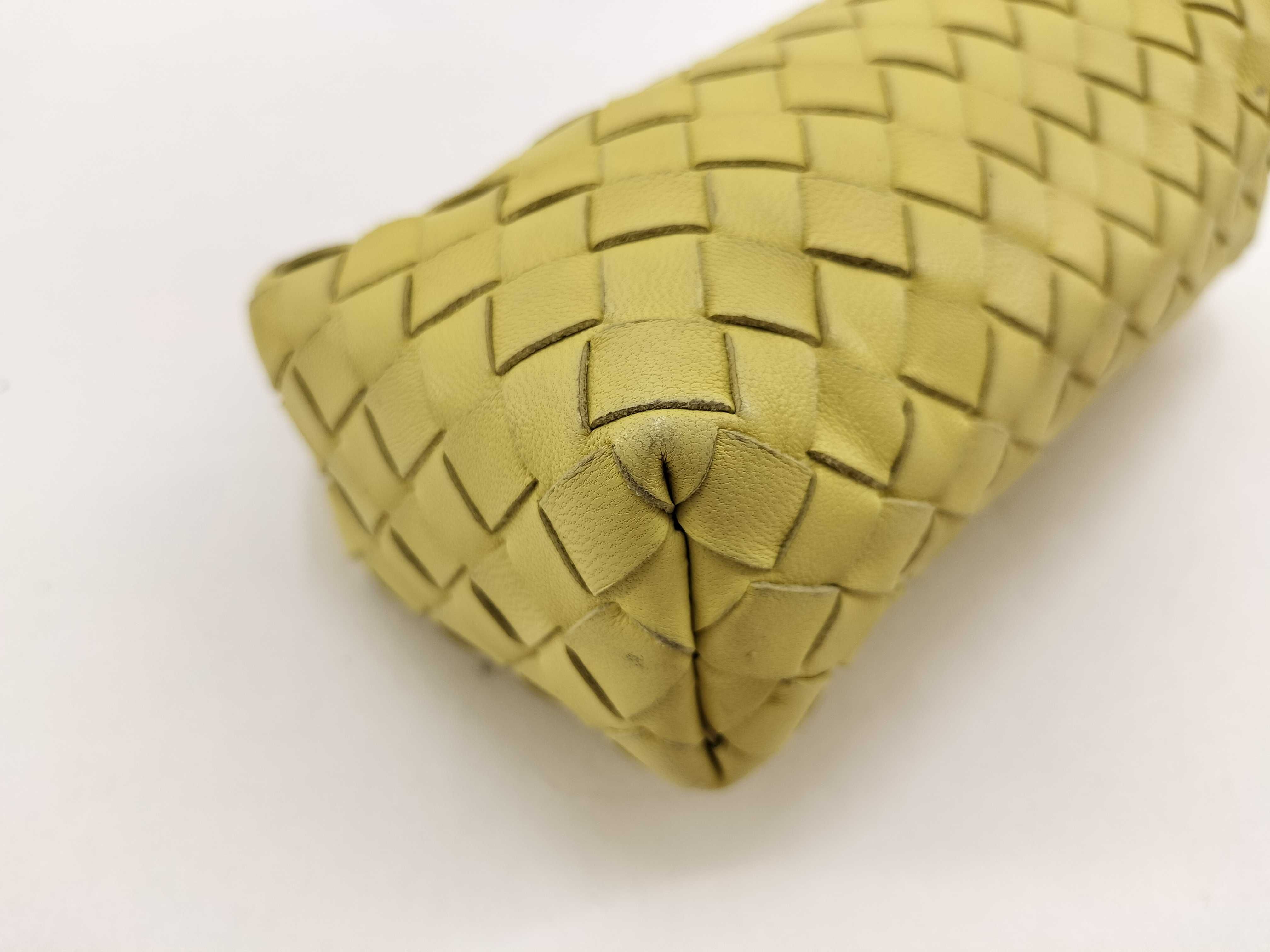 Intrecciato Bottega Veneta Pouch — view 7