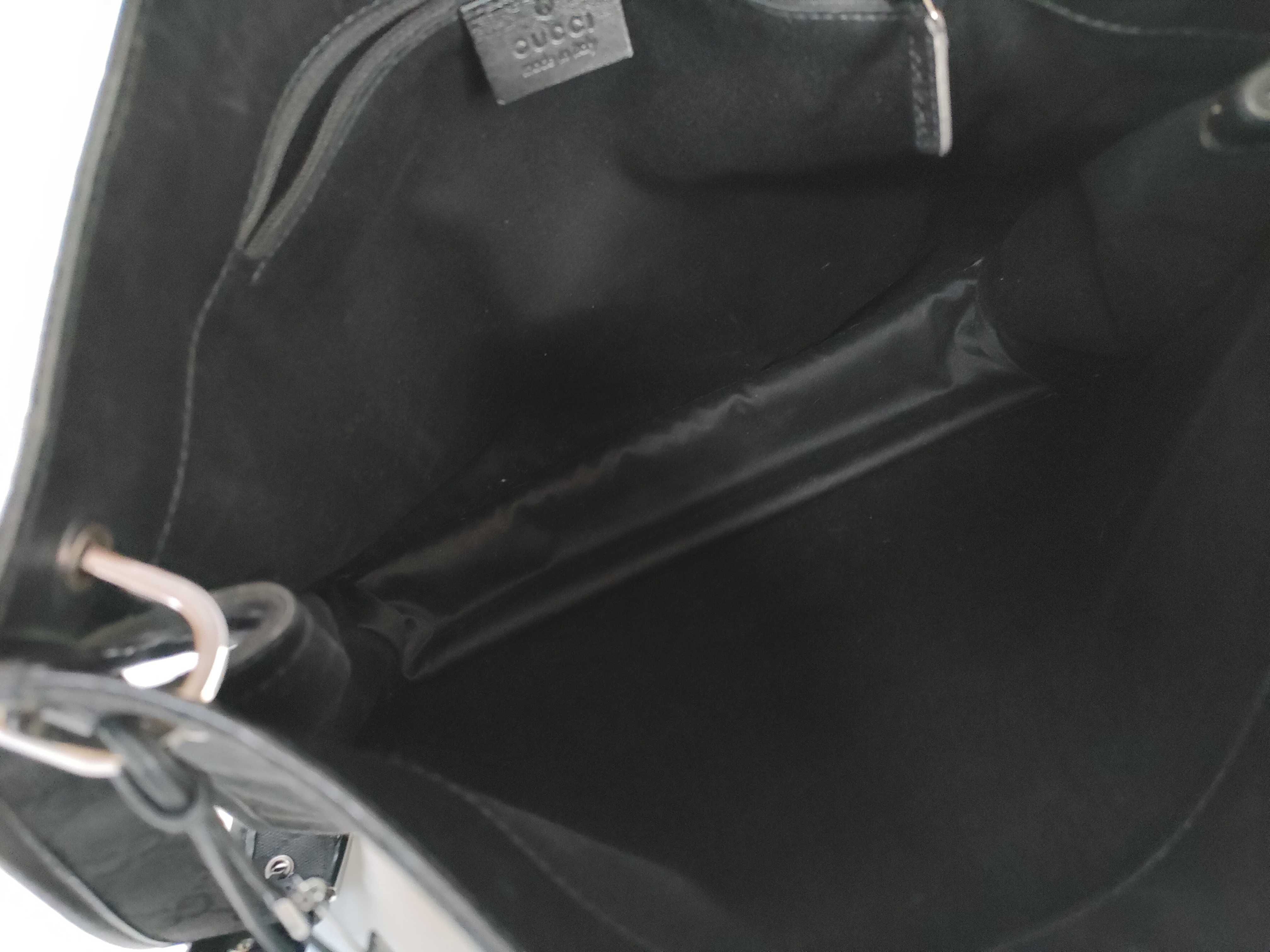 GG Canvas Shoulder Bag, Black — view 8