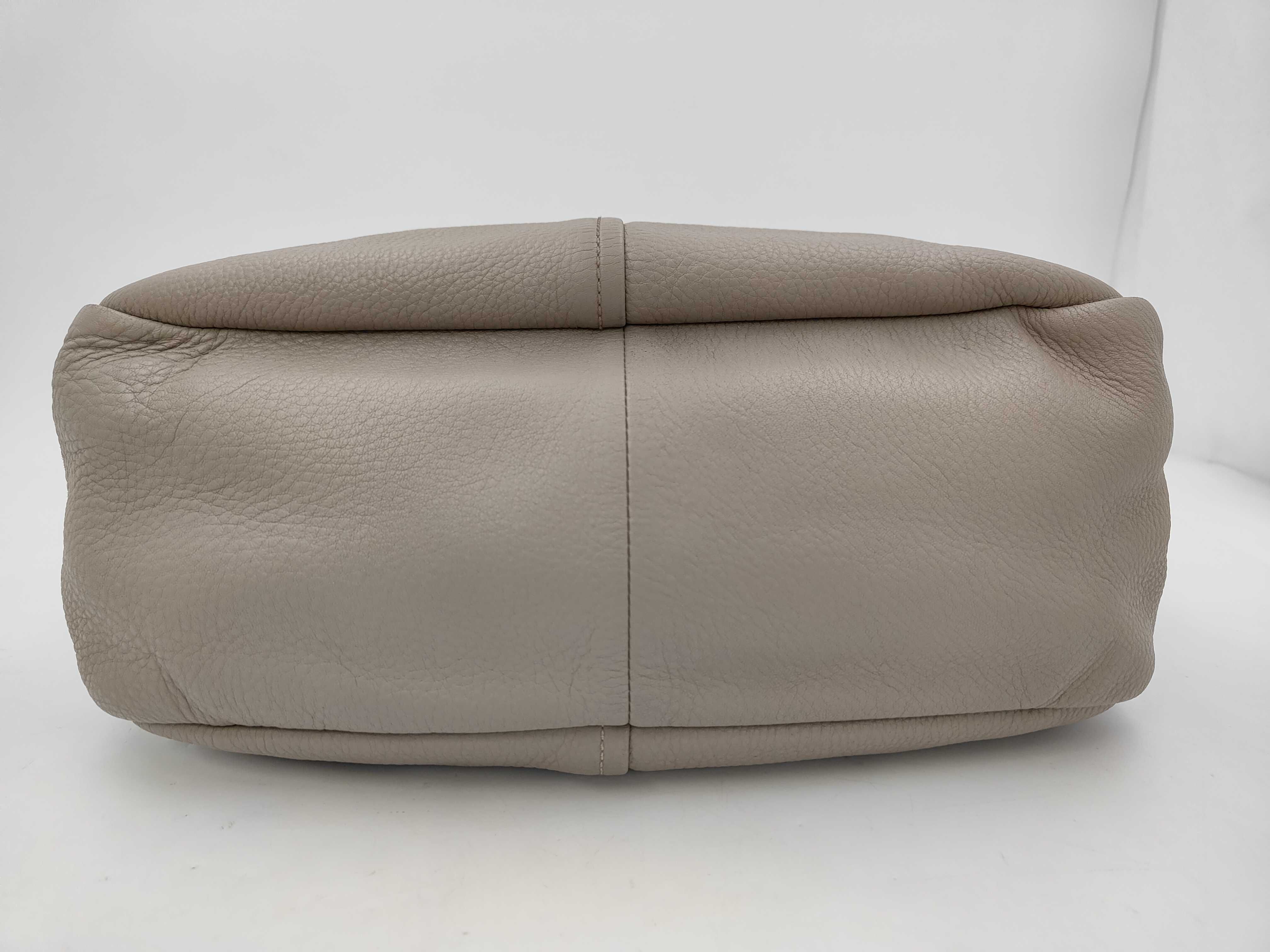 Gray Leather Hobo Bag Handbag — view 3