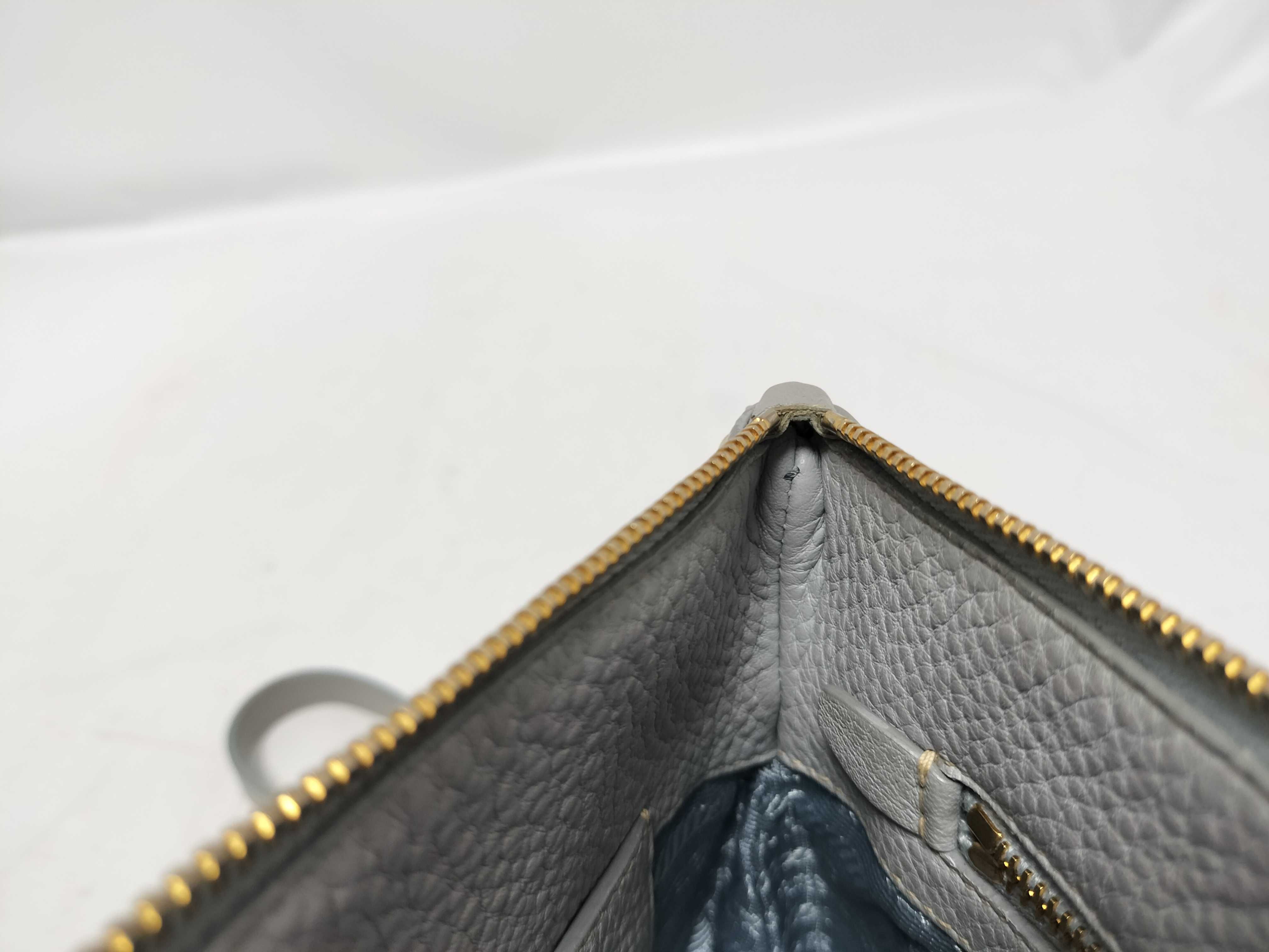Vitello Phoenix Crossbody Bag Grey 1BH013 Shoulder Bag — view 12