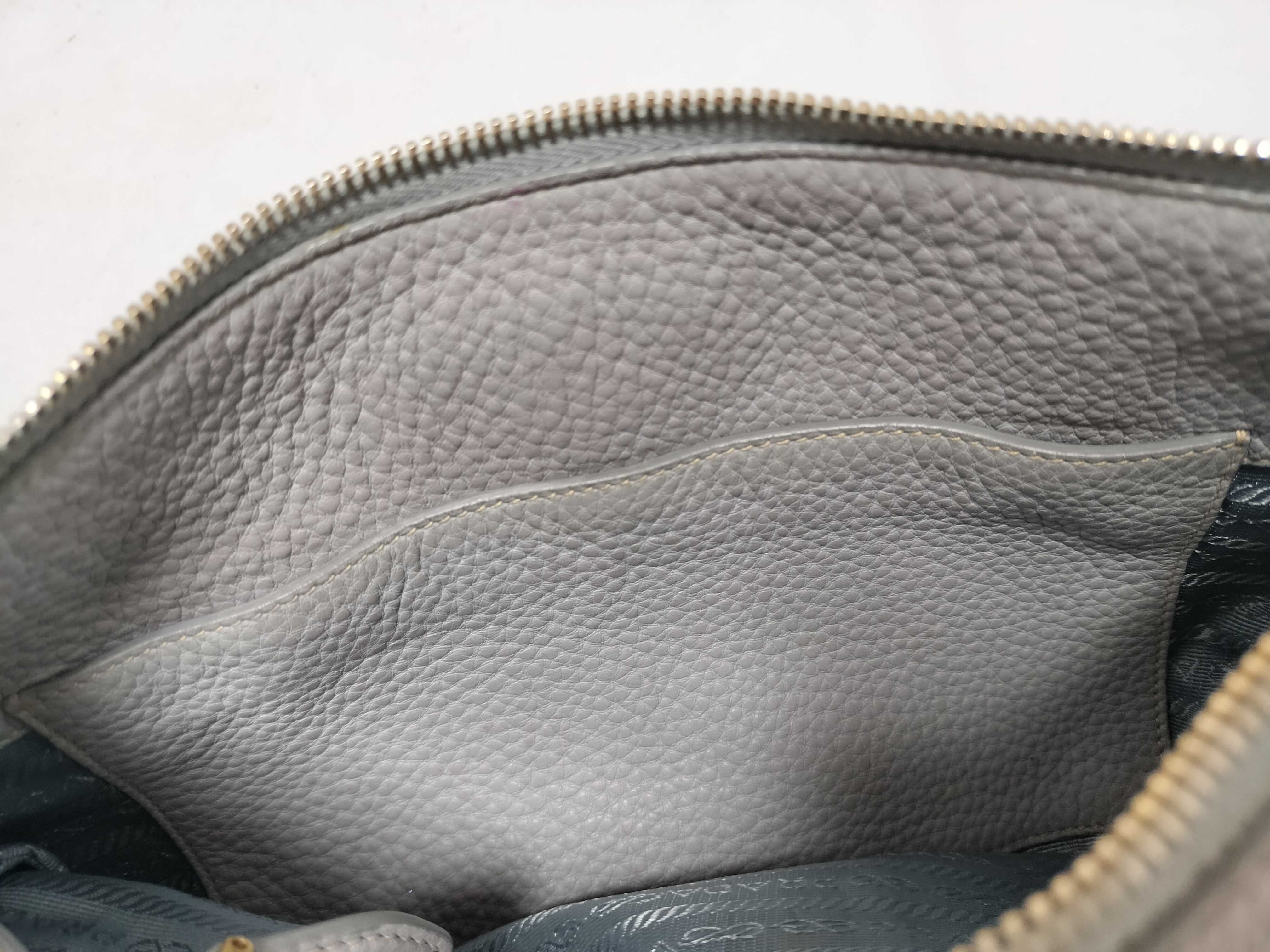 Vitello Phoenix Crossbody Bag Grey 1BH013 Shoulder Bag — view 13