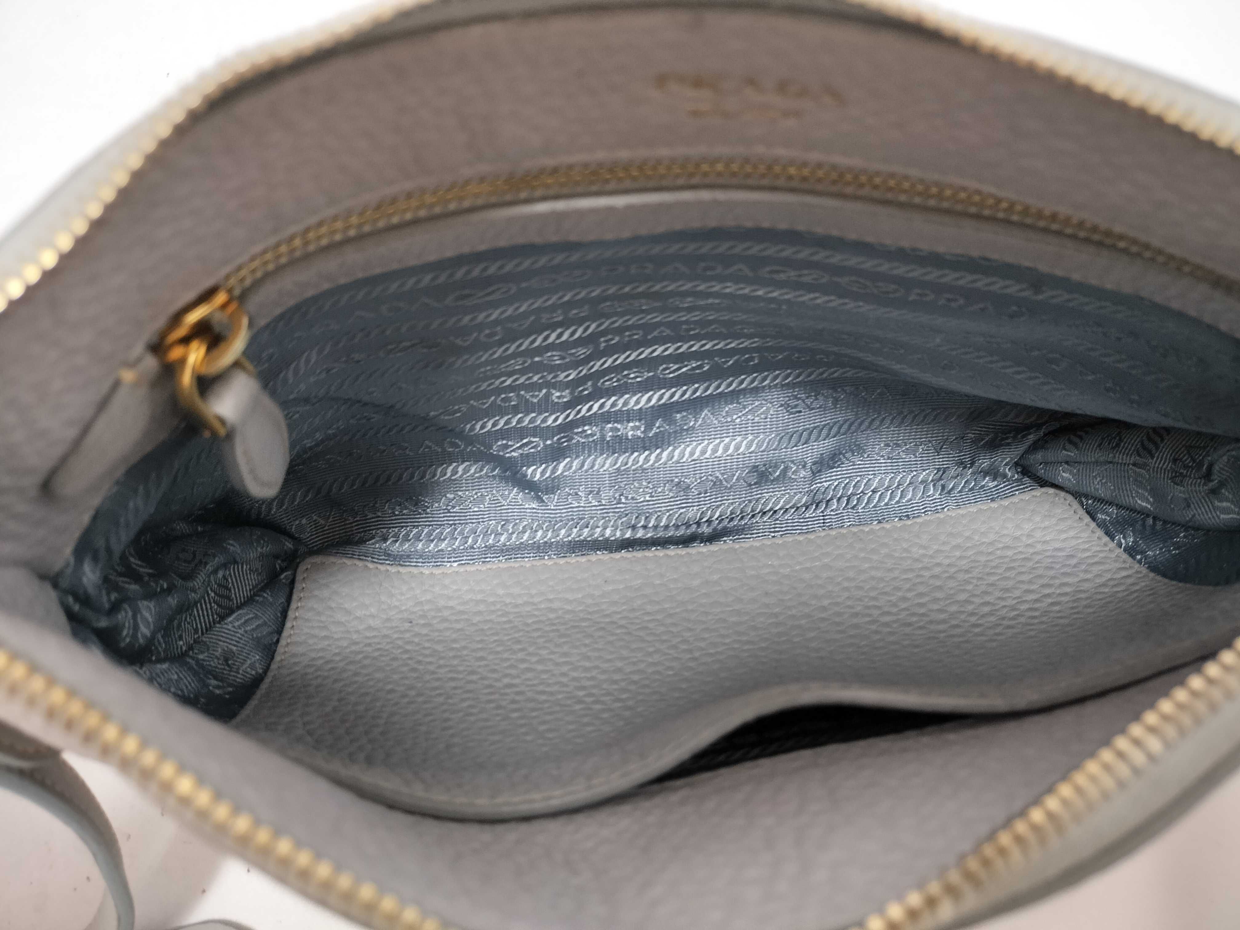 Vitello Phoenix Crossbody Bag Grey 1BH013 Shoulder Bag — view 9