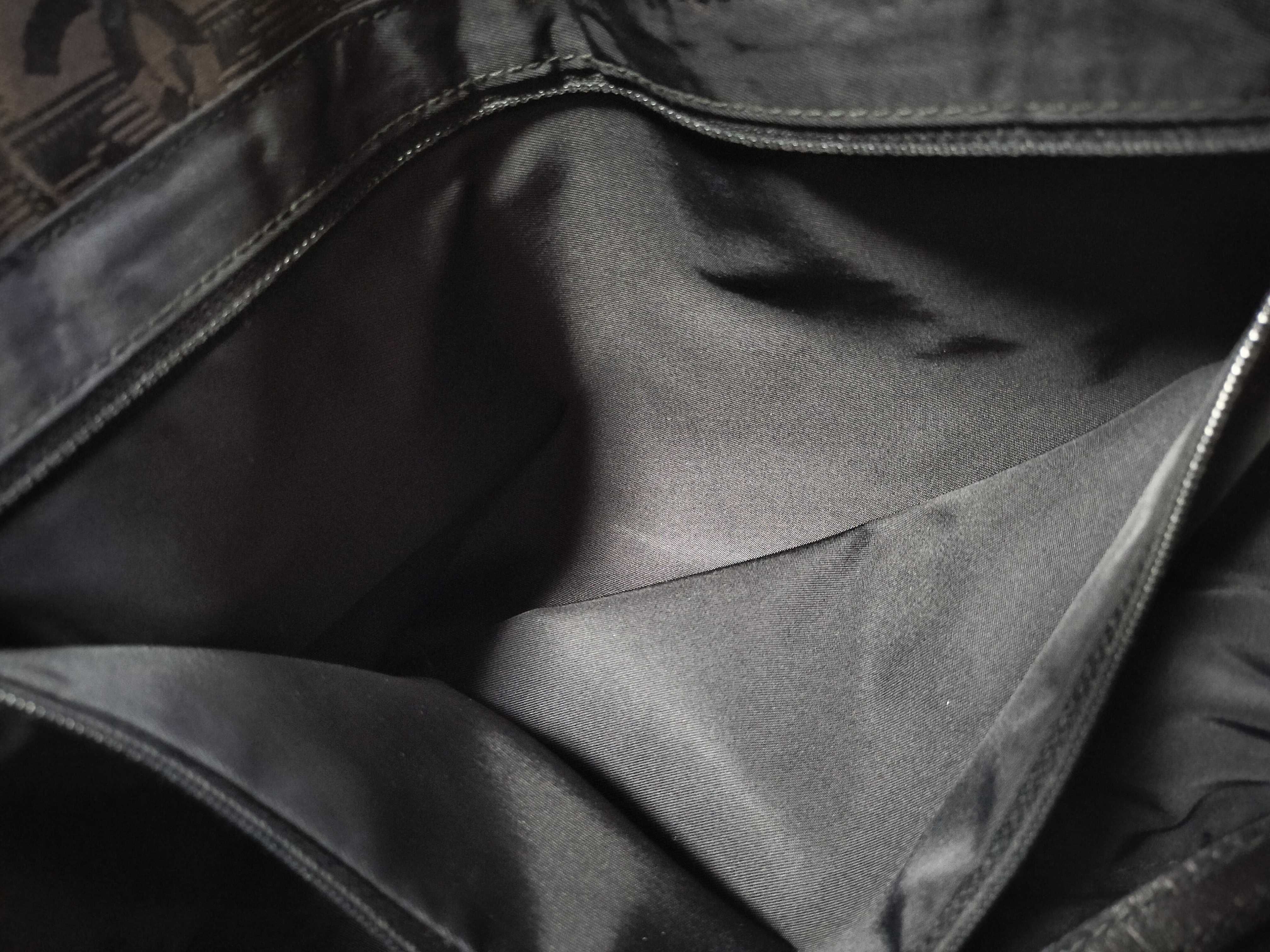 New Travel Line Handbag — view 13