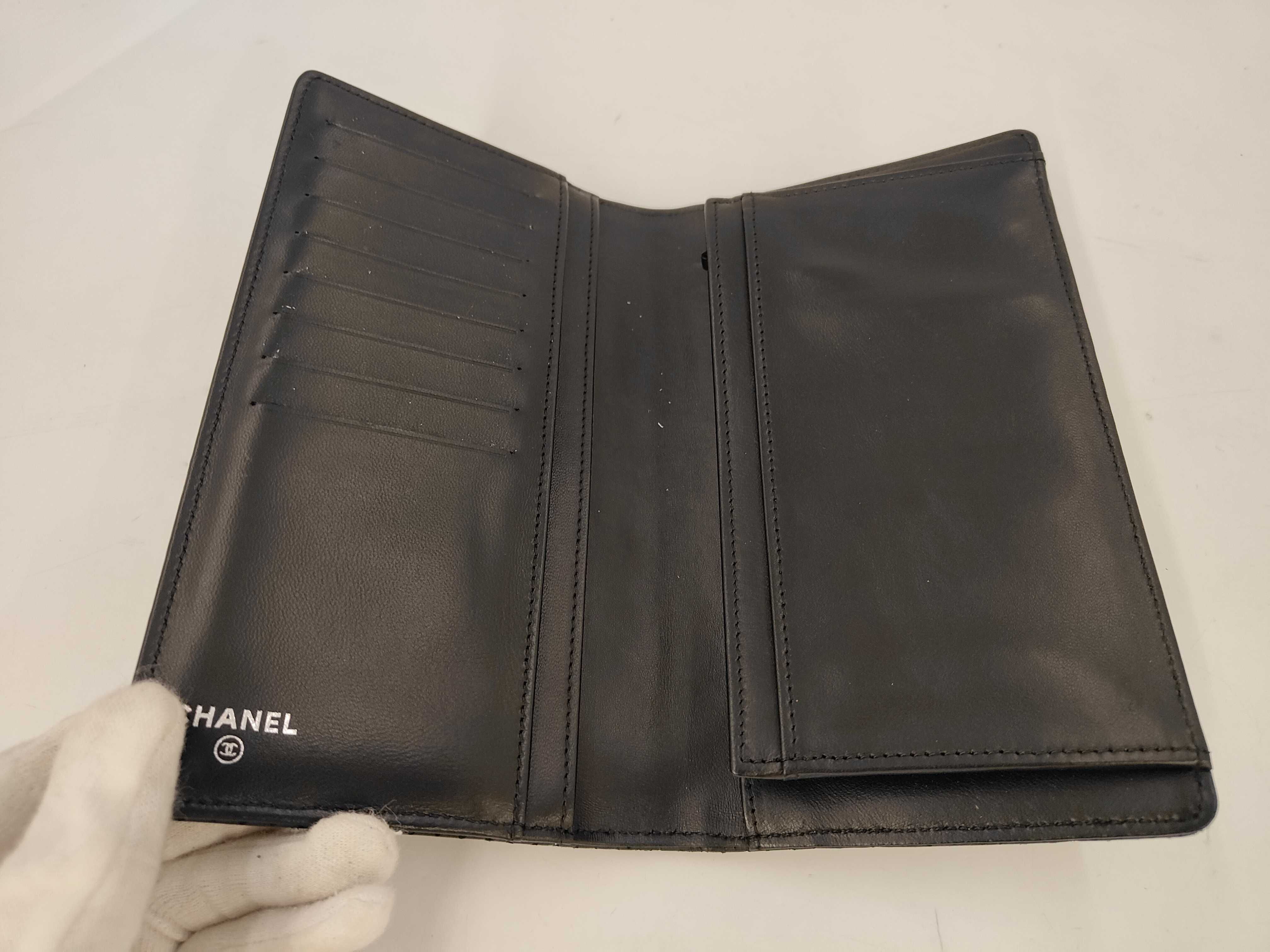 Matelassé Long Wallet, Lambskin Leather, Silver Hardware, Black, 11279516, Perforated — view 4