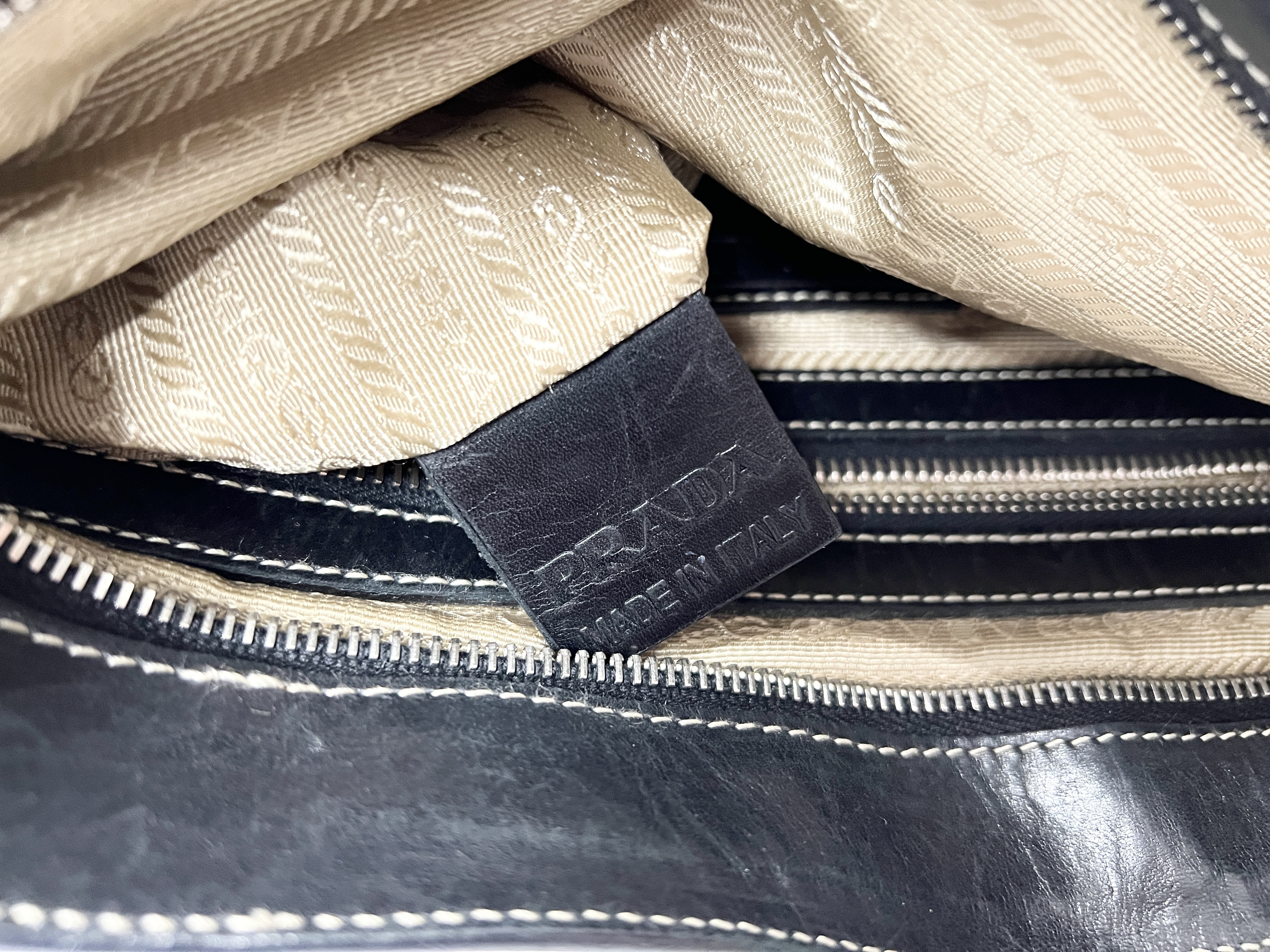 logo jacquard studded canvas leather one-shoulder bag — view 8