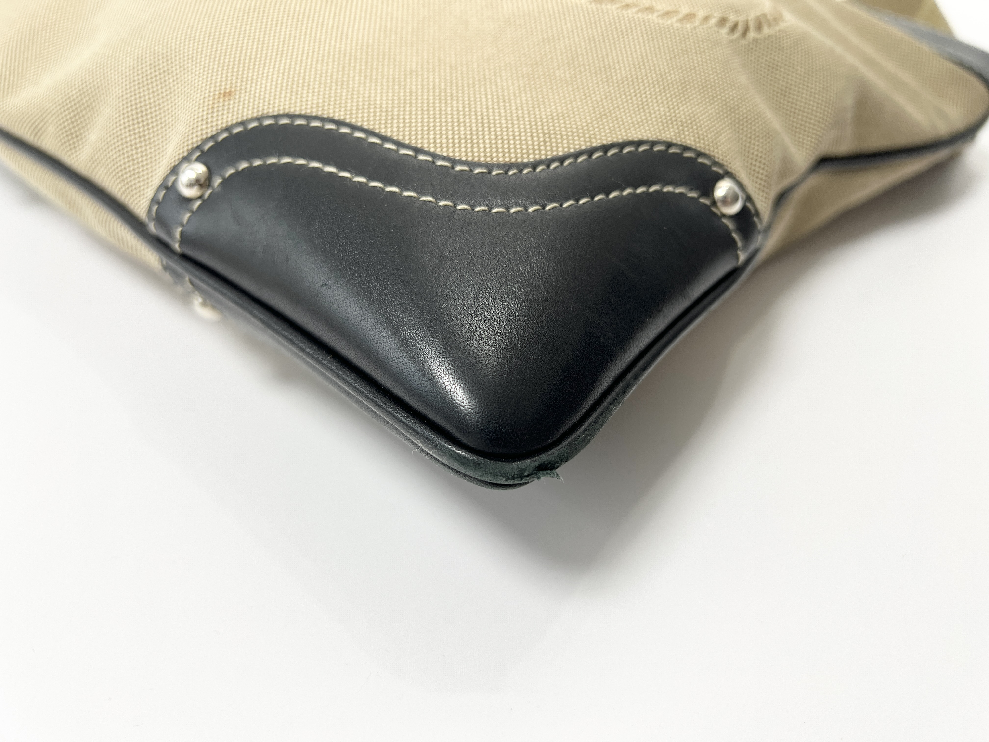 logo jacquard studded canvas leather one-shoulder bag — view 10