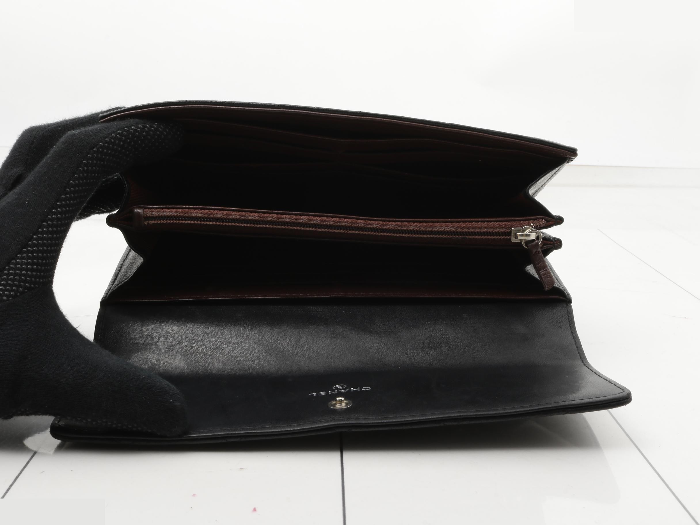 Matelassé (bags) and wallets — view 4