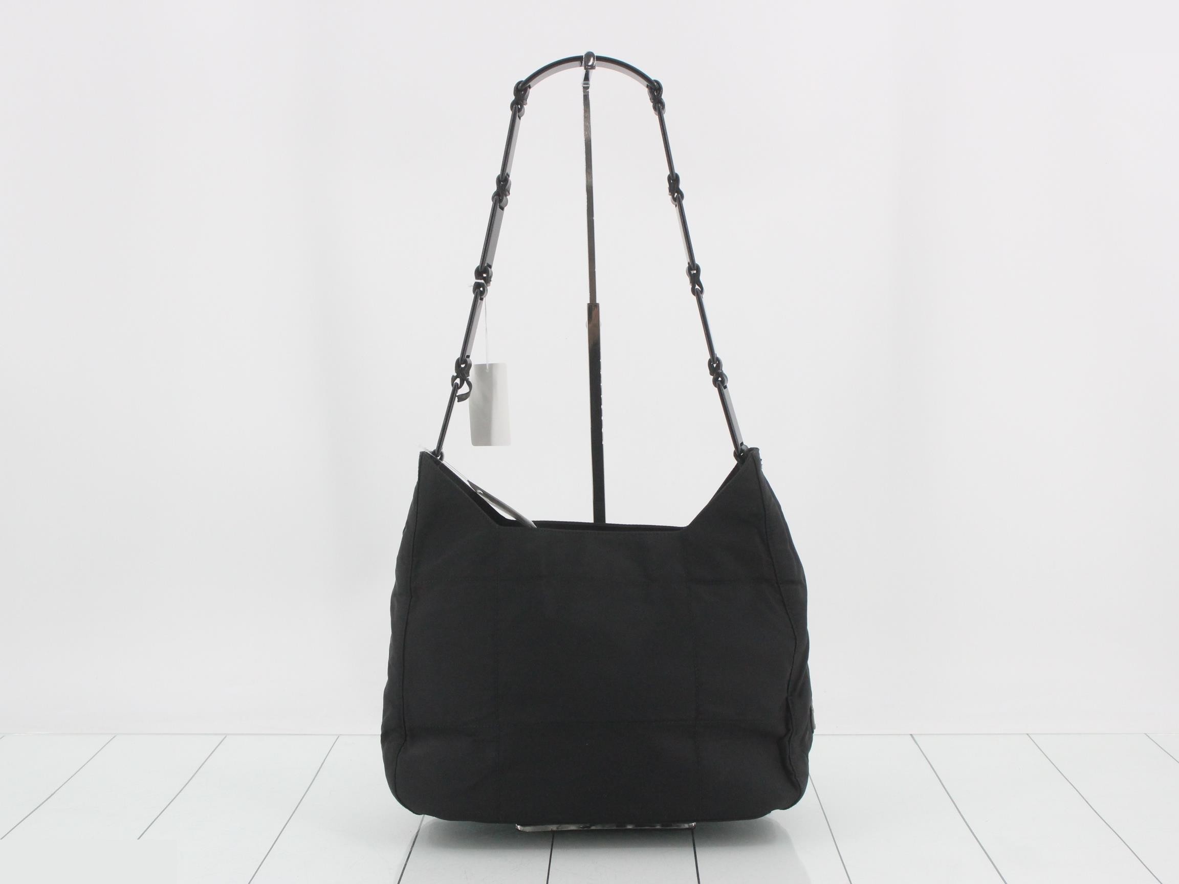 handbag — view 2
