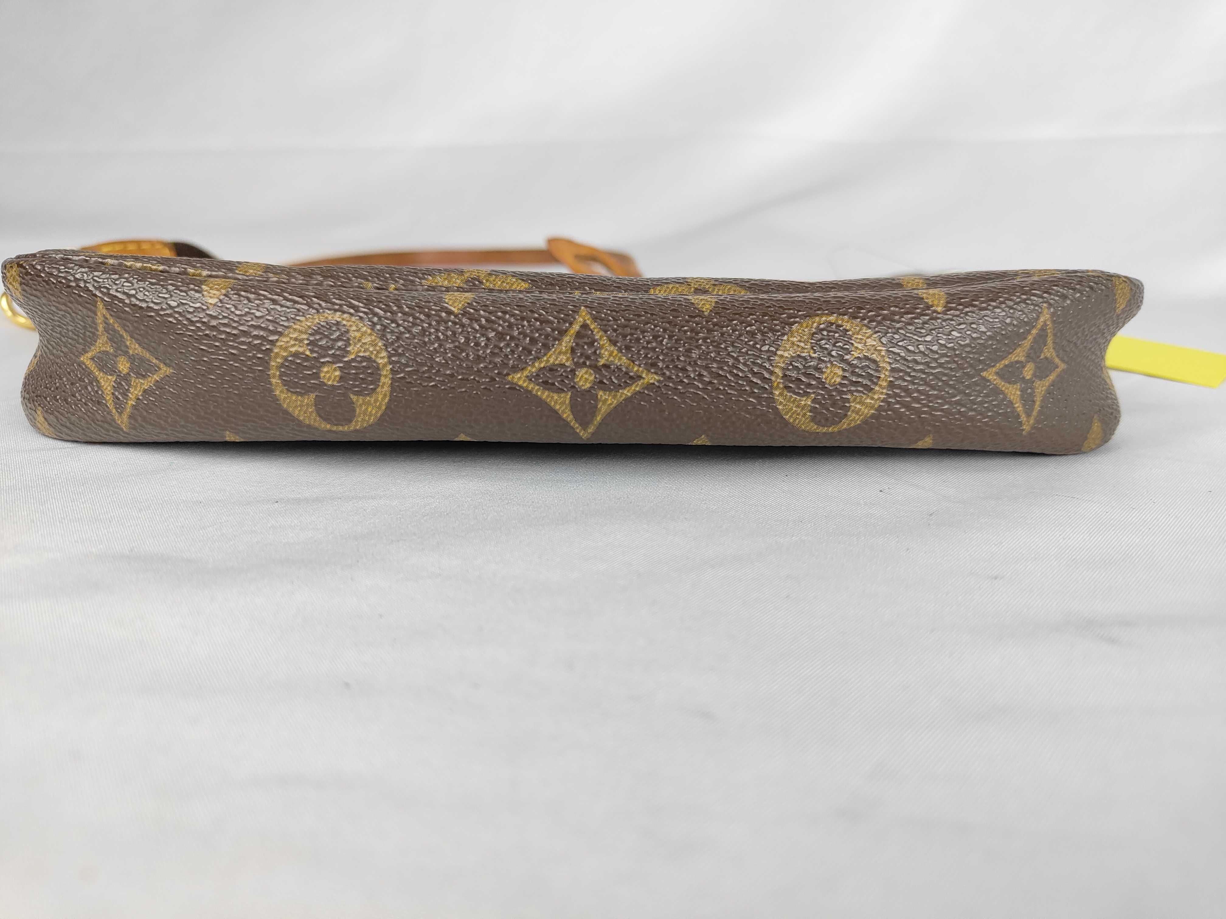 Monogram M40712 Pochette Accessoires Handbag — view 7