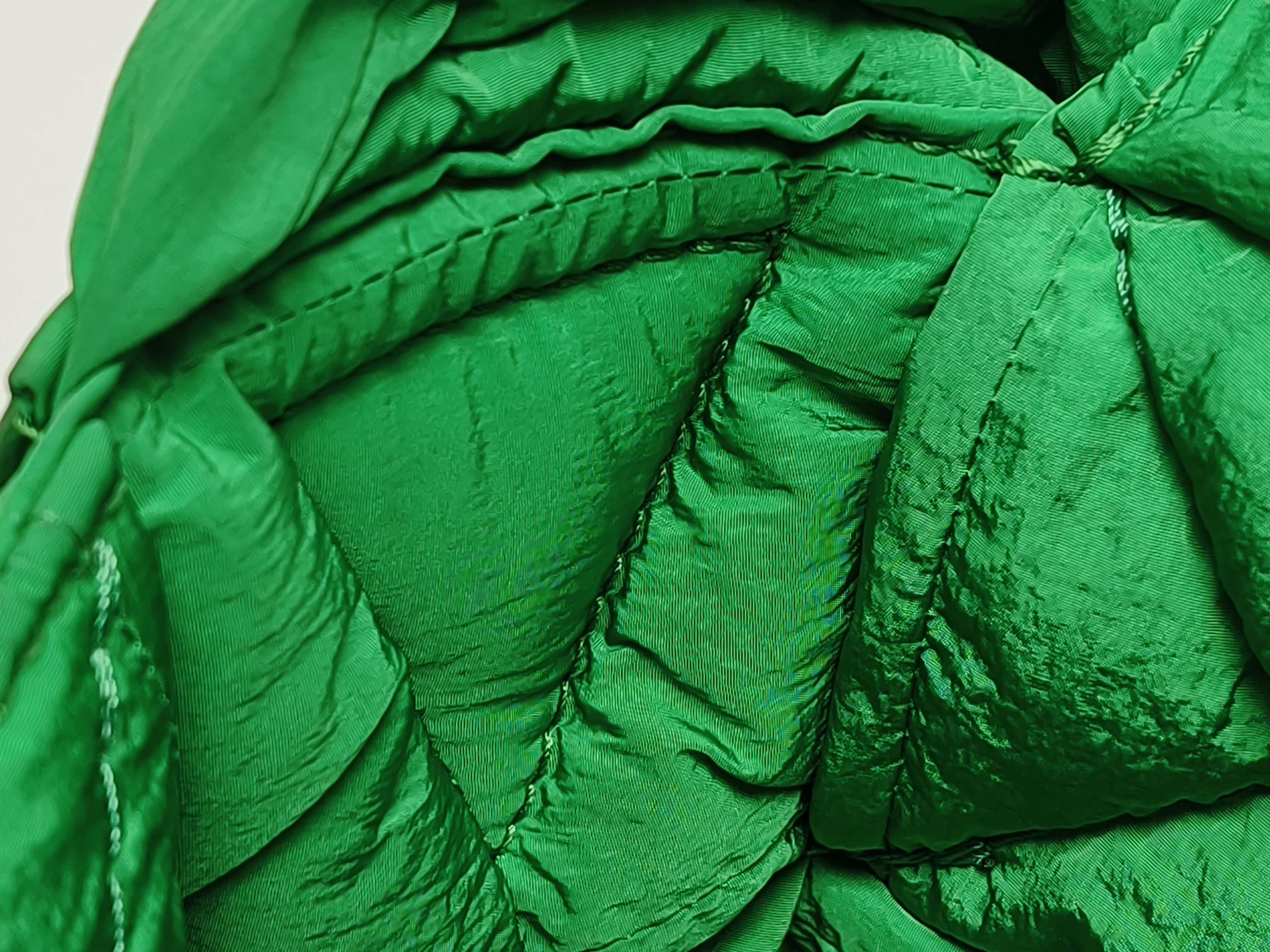 Intrecciato Maxi Intrecciato Padded Tech Cassette Nylon Body Bag Green Shoulder Bag — view 9