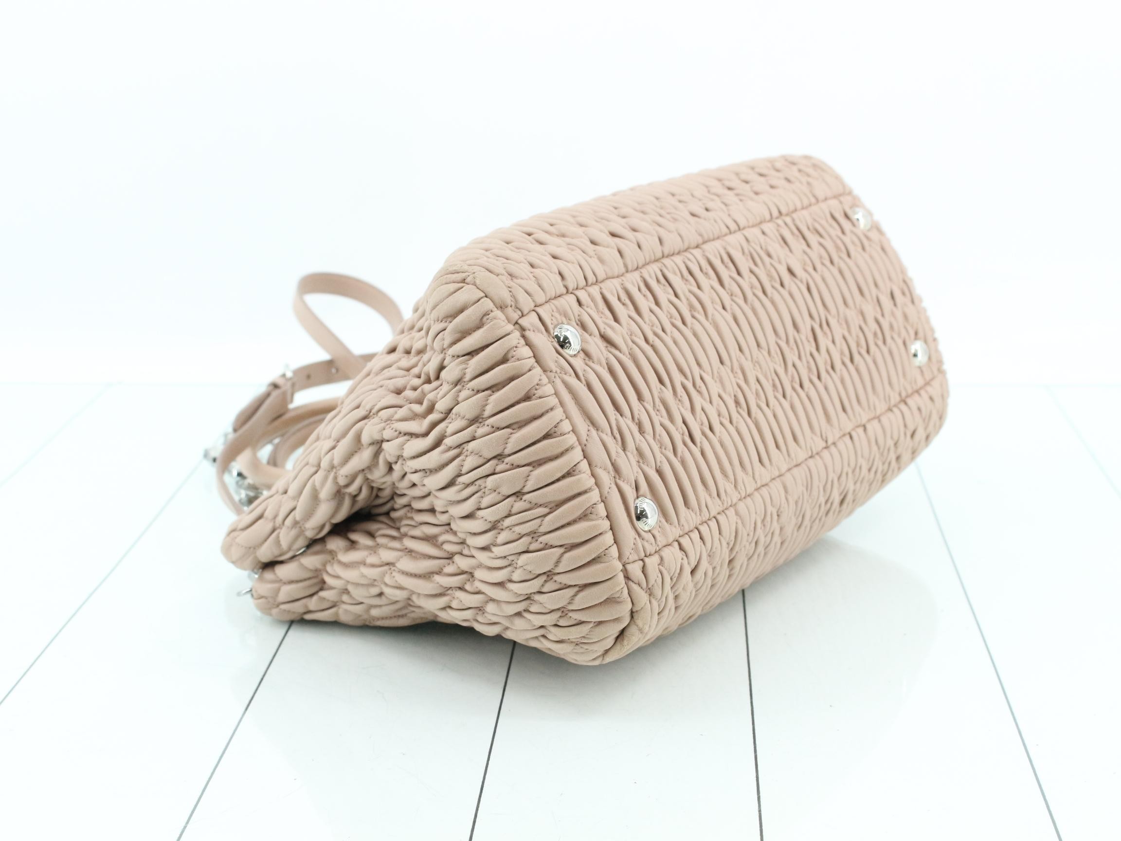 Nappa Matelassé (Bag) - Shoulder Bag — view 5