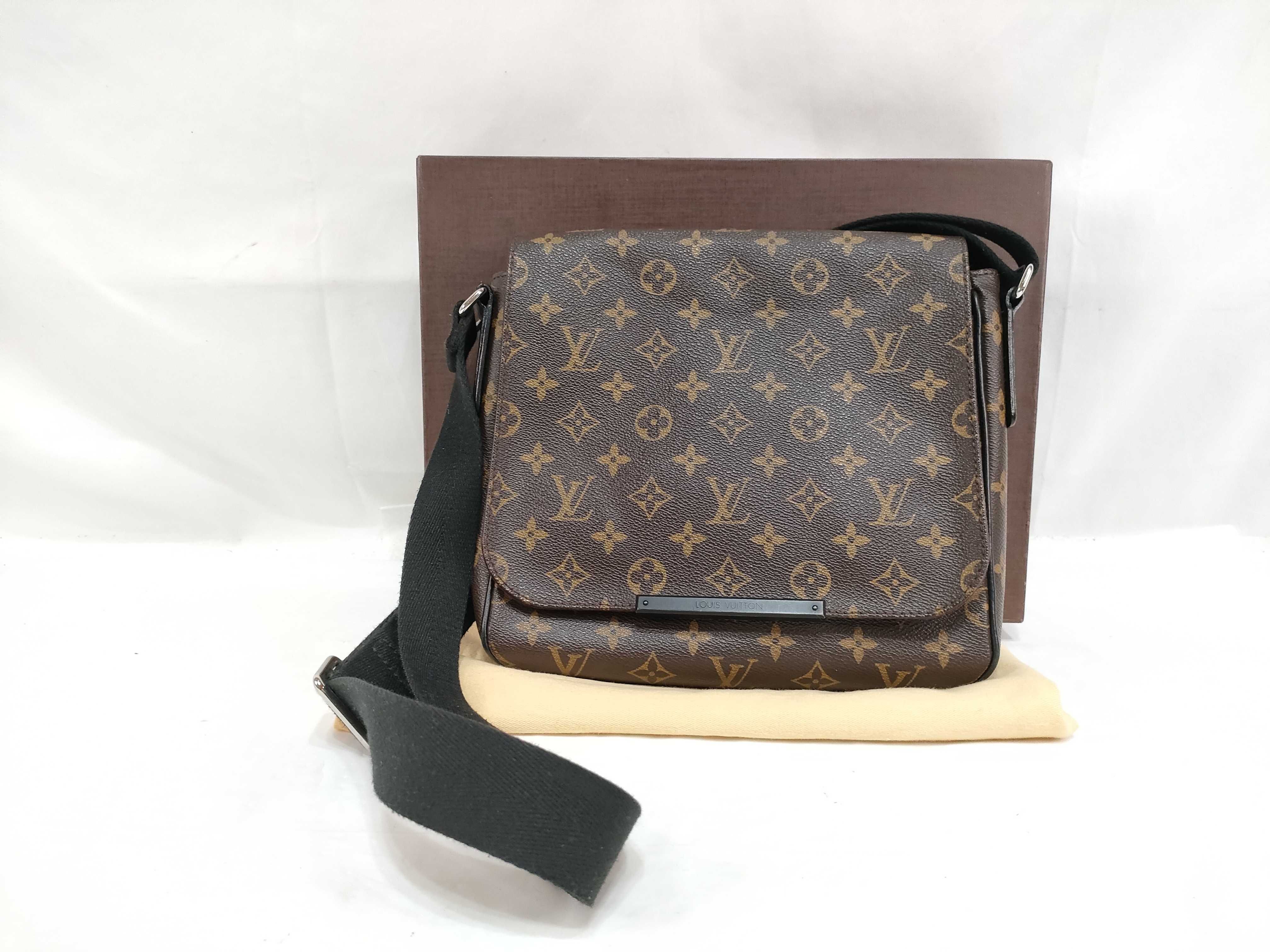 Monogram Macassar District PM M40935 FL0185 Shoulder Bag